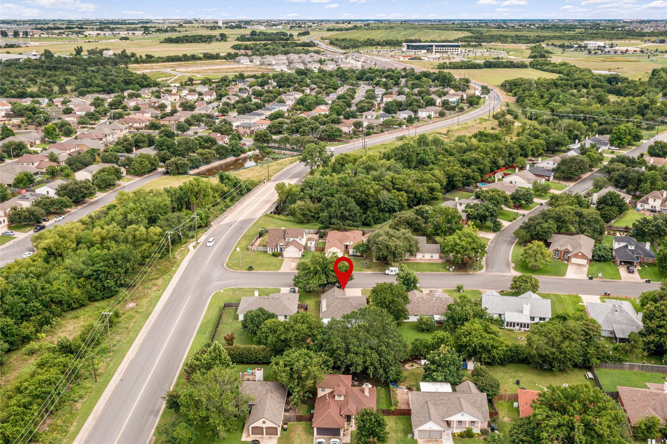 main property photo 33