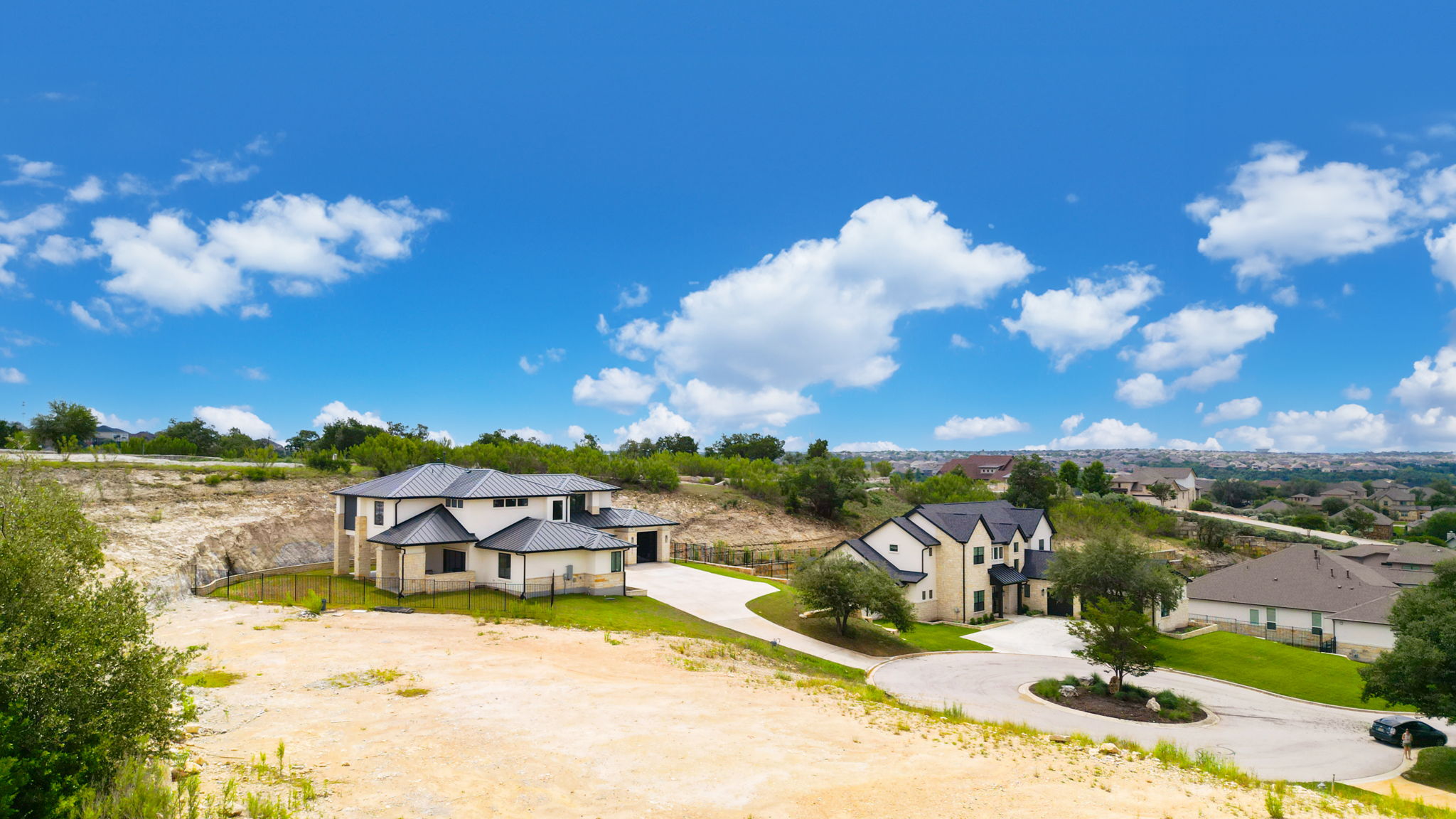main property photo 18