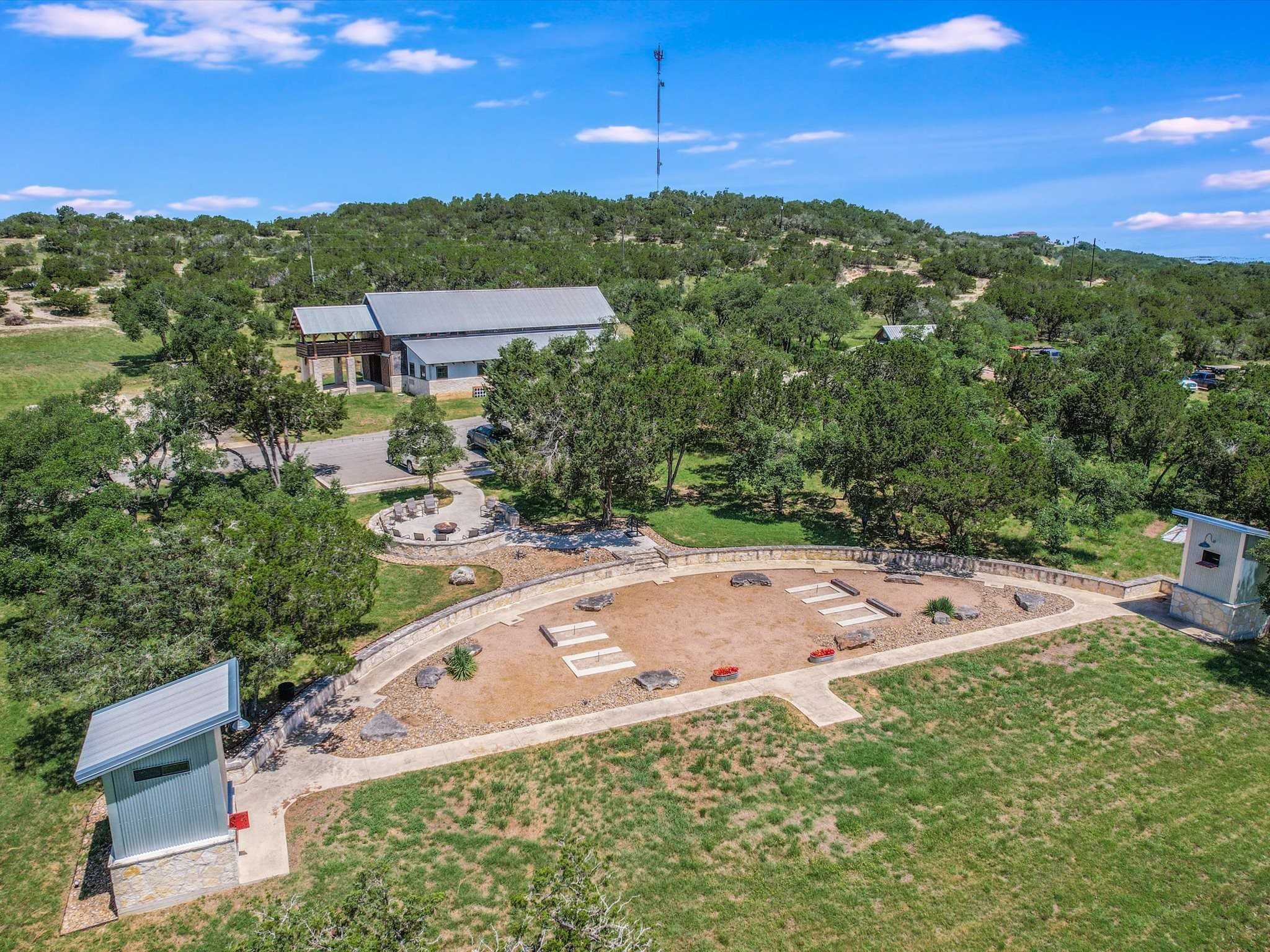 main property photo 25
