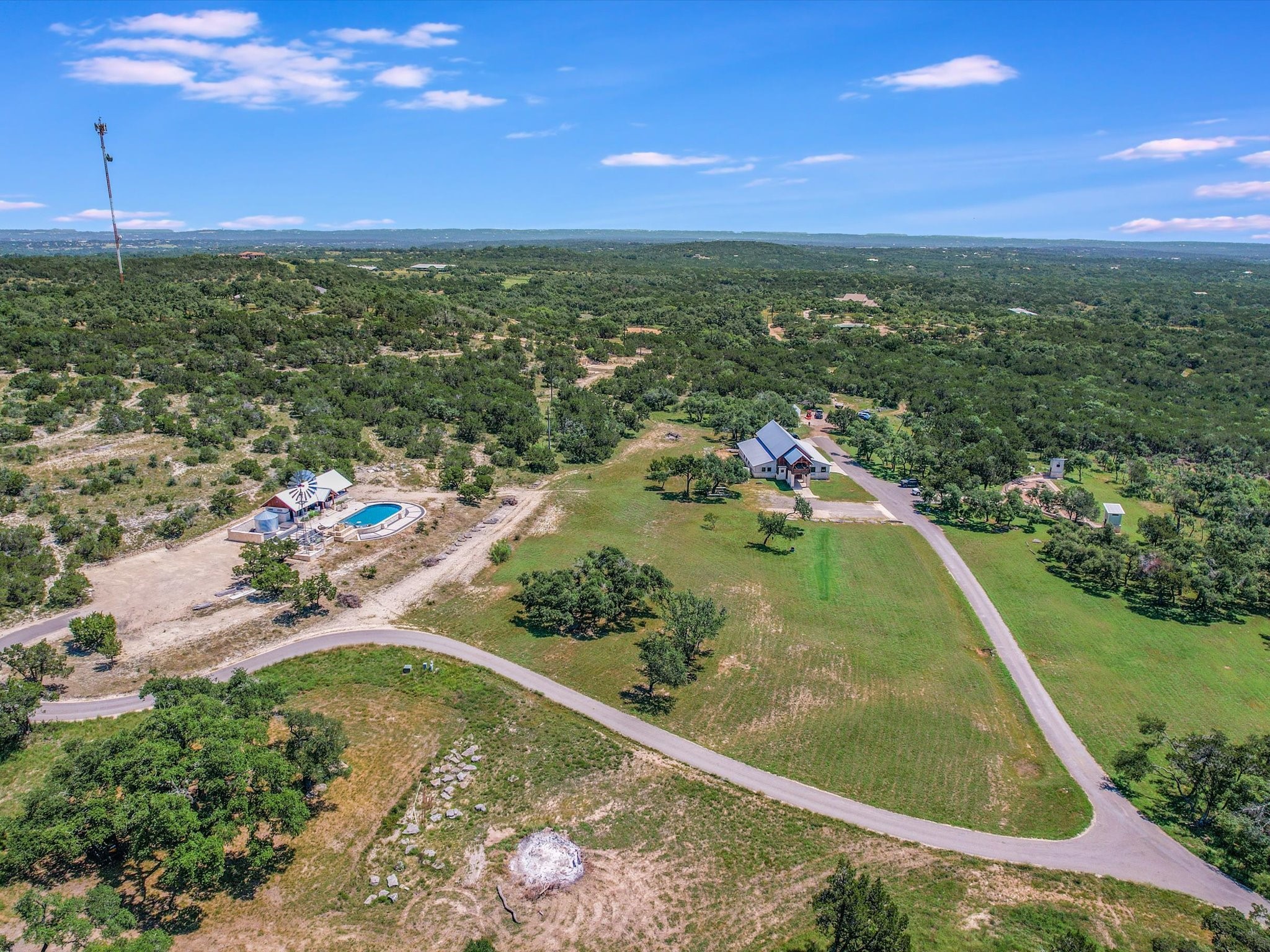 main property photo 32