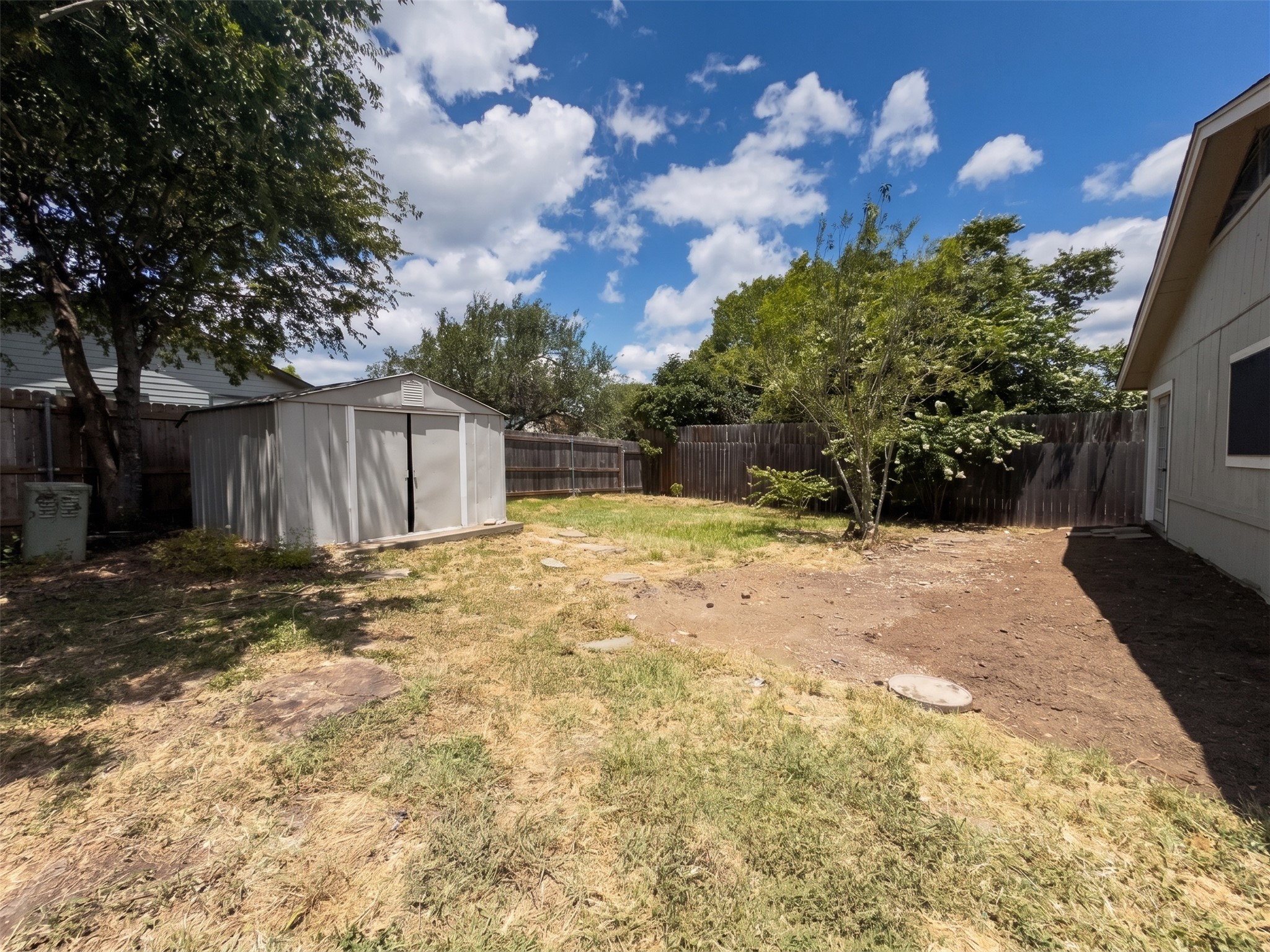 main property photo 32