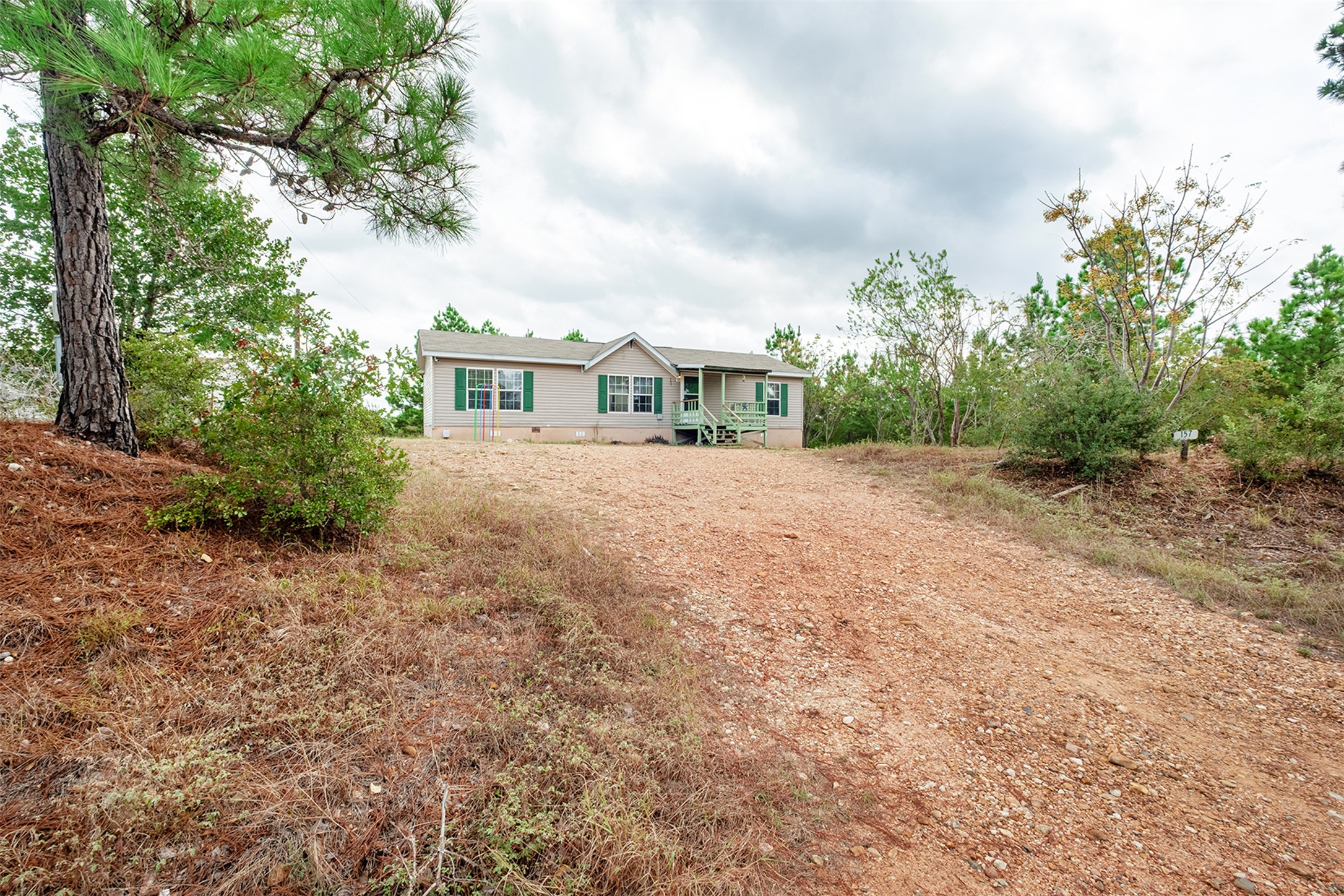 main property photo 30