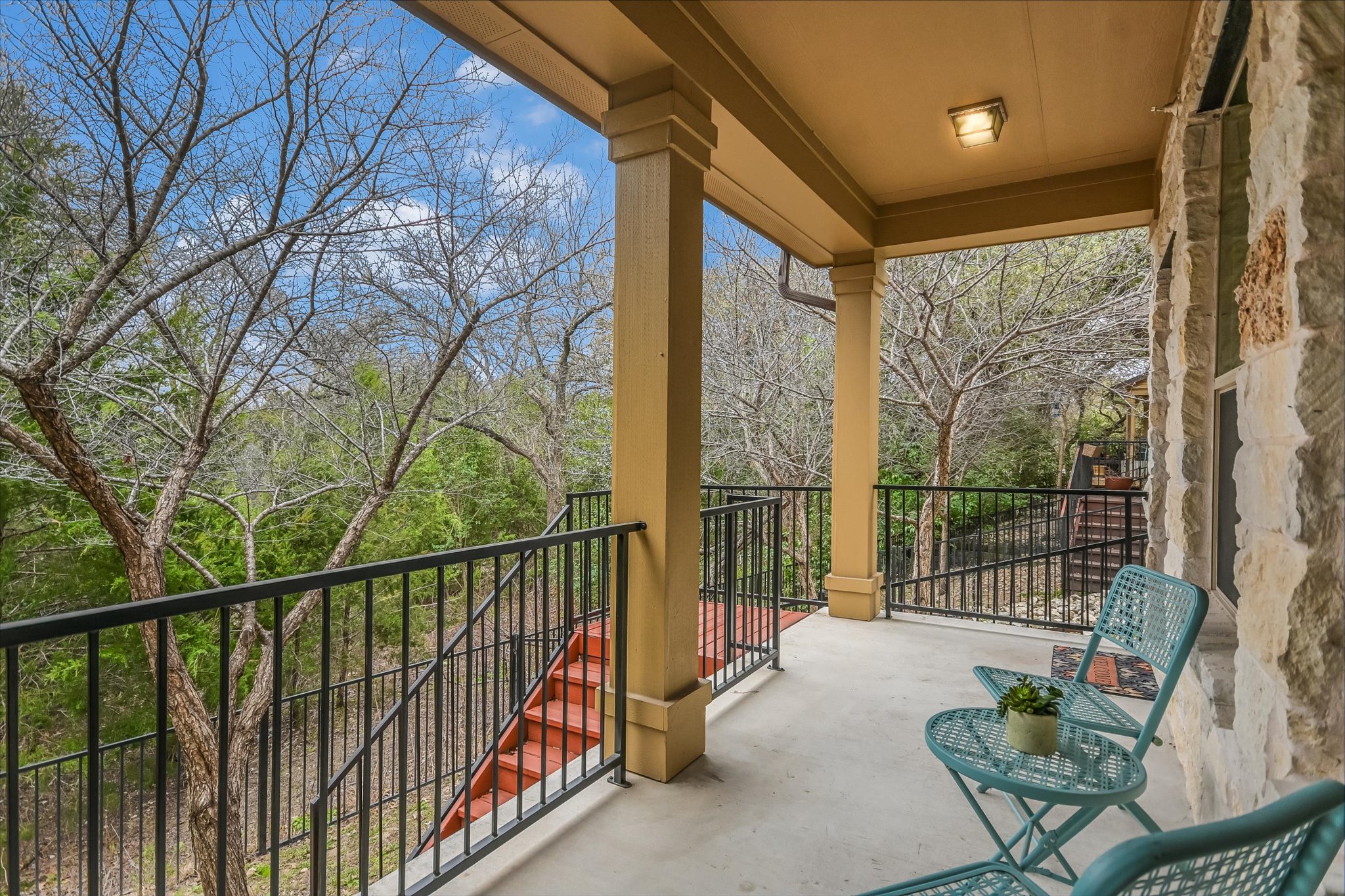 main property photo 22