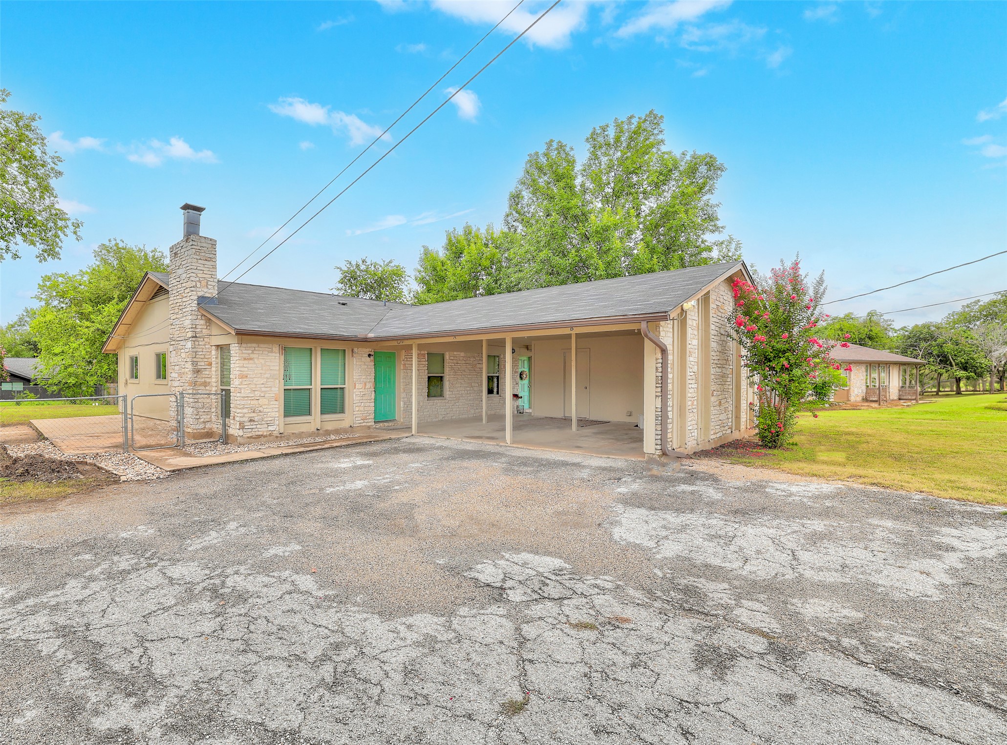 main property photo 20