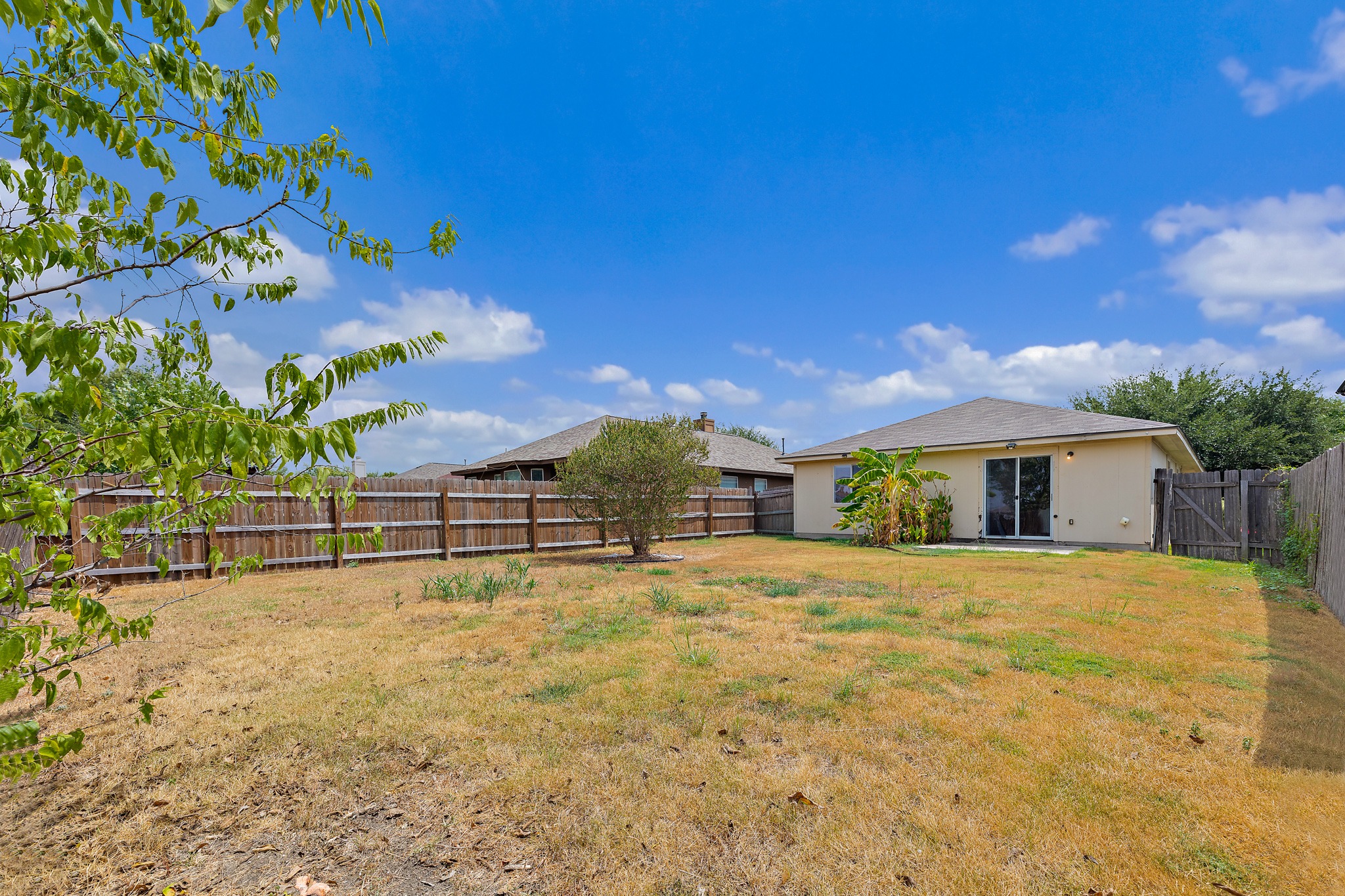 main property photo 24
