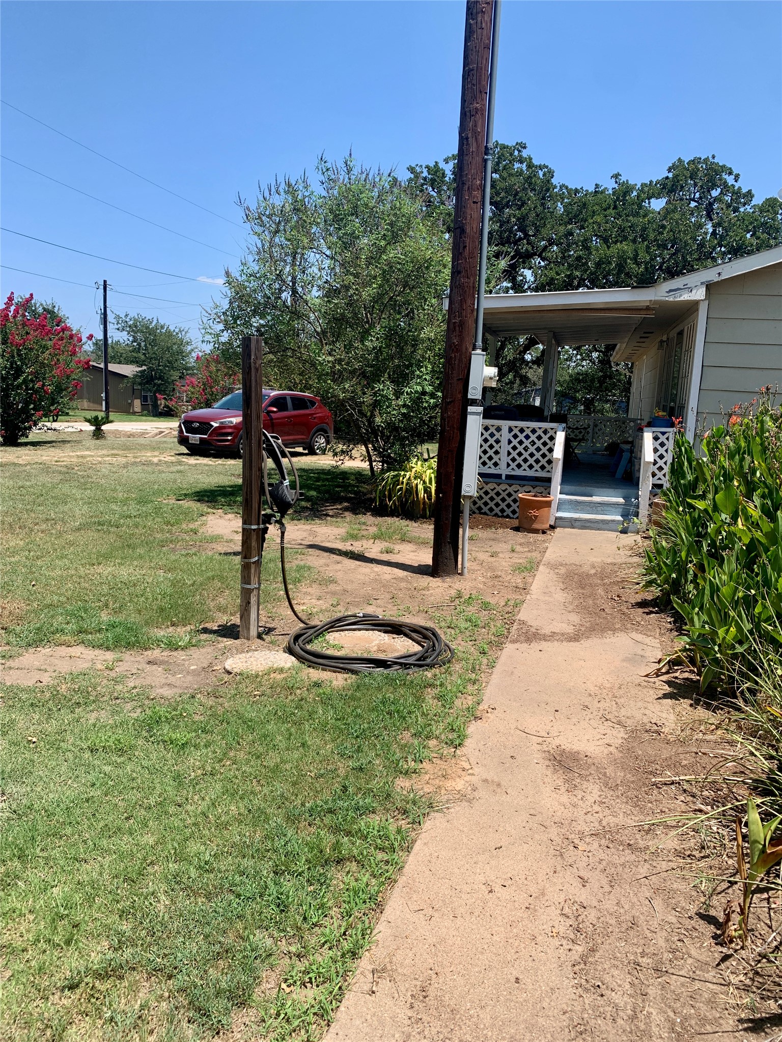 main property photo 8