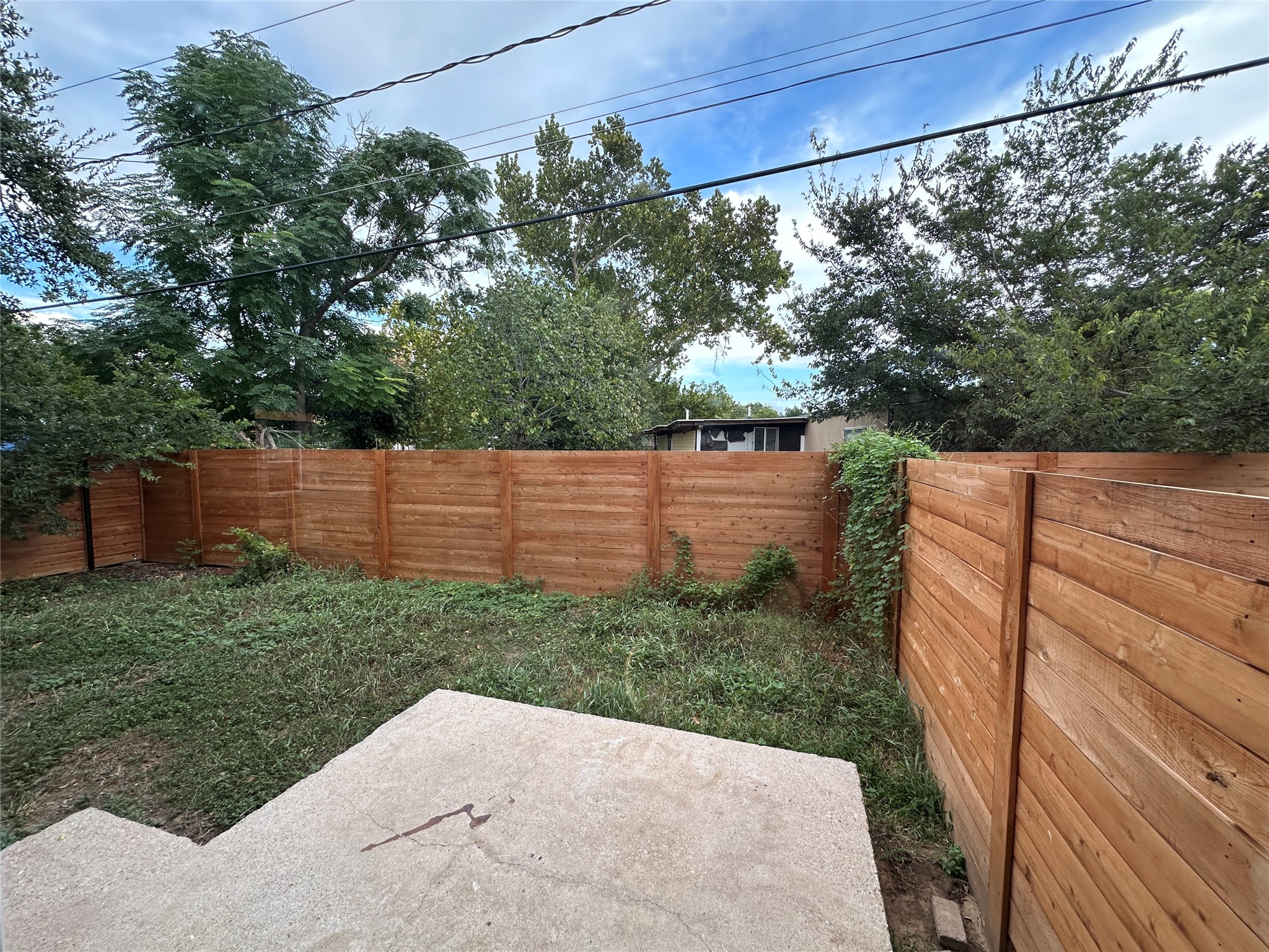 main property photo 13