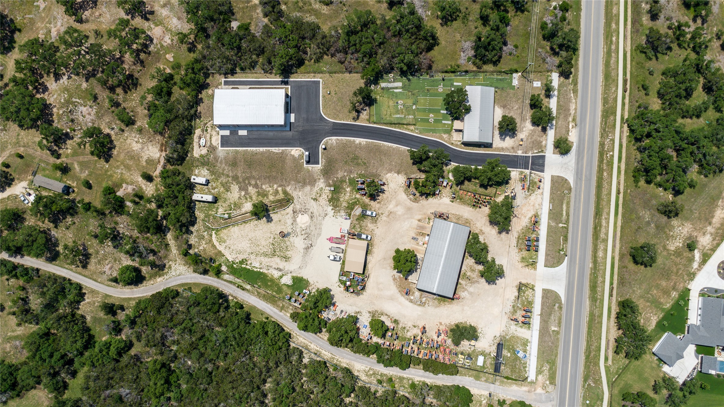 main property photo 11