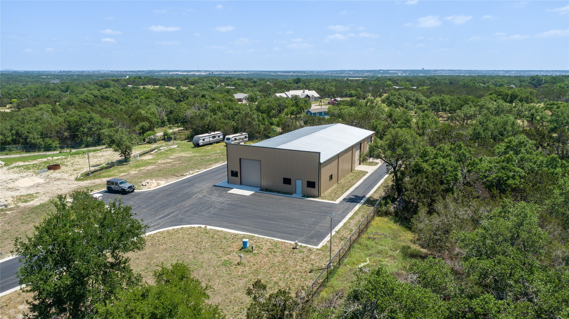 main property photo 16