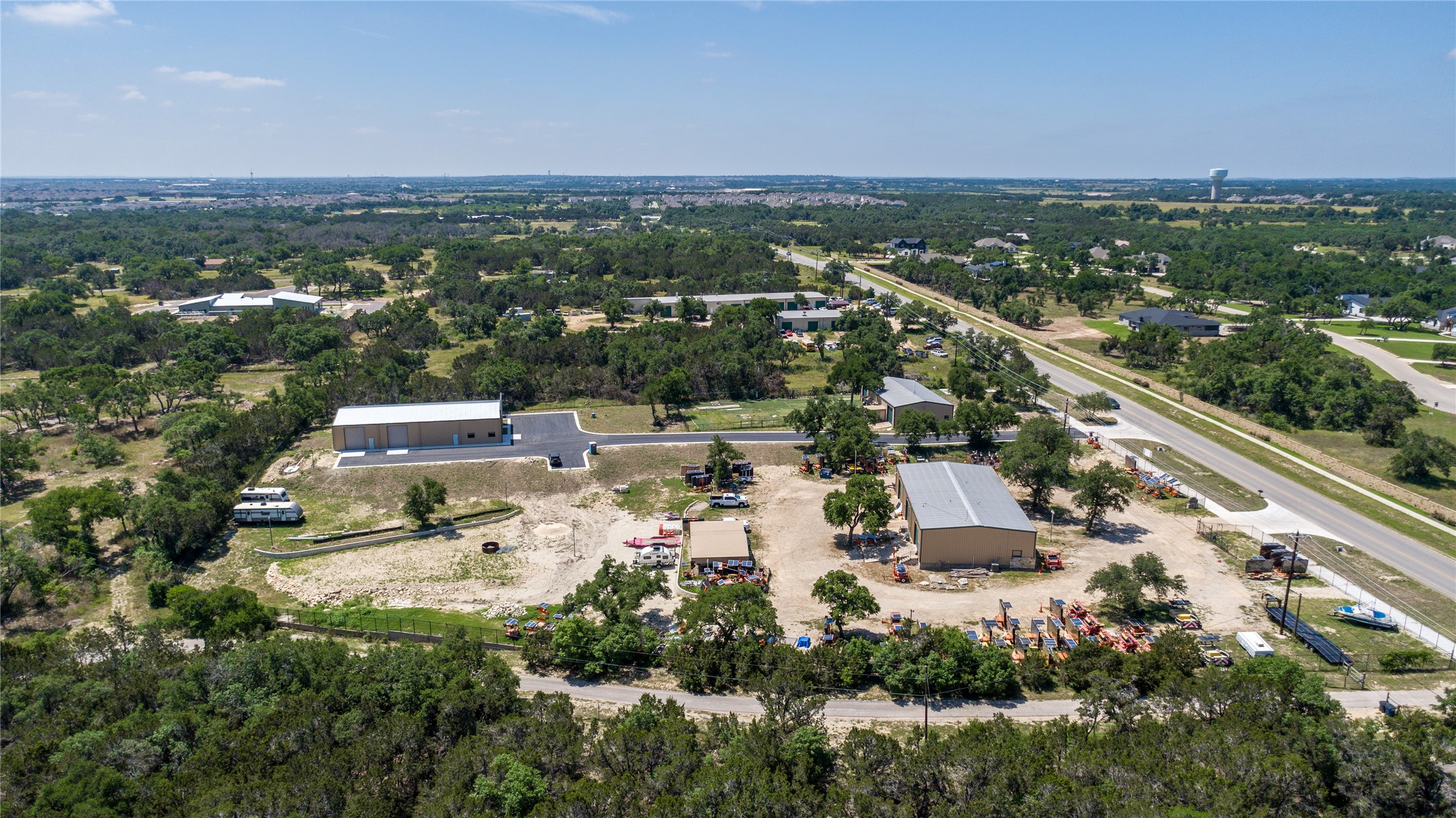 main property photo 9