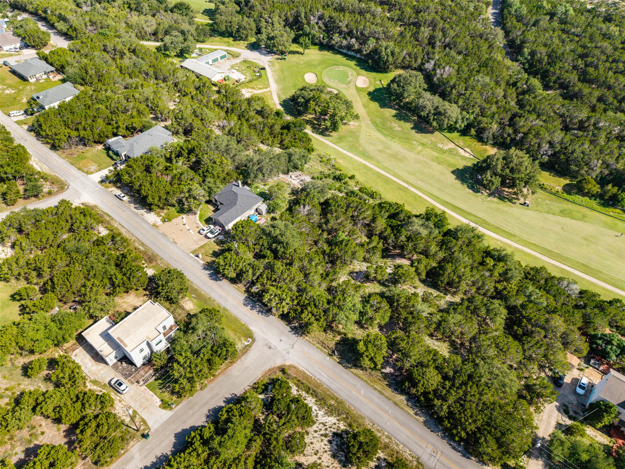 main property photo 20
