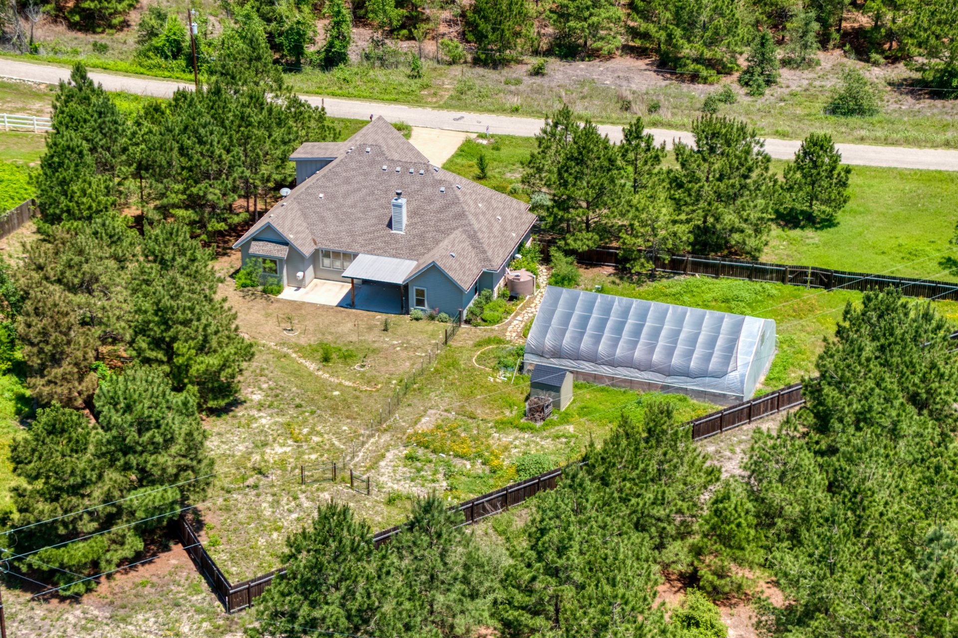 main property photo 27