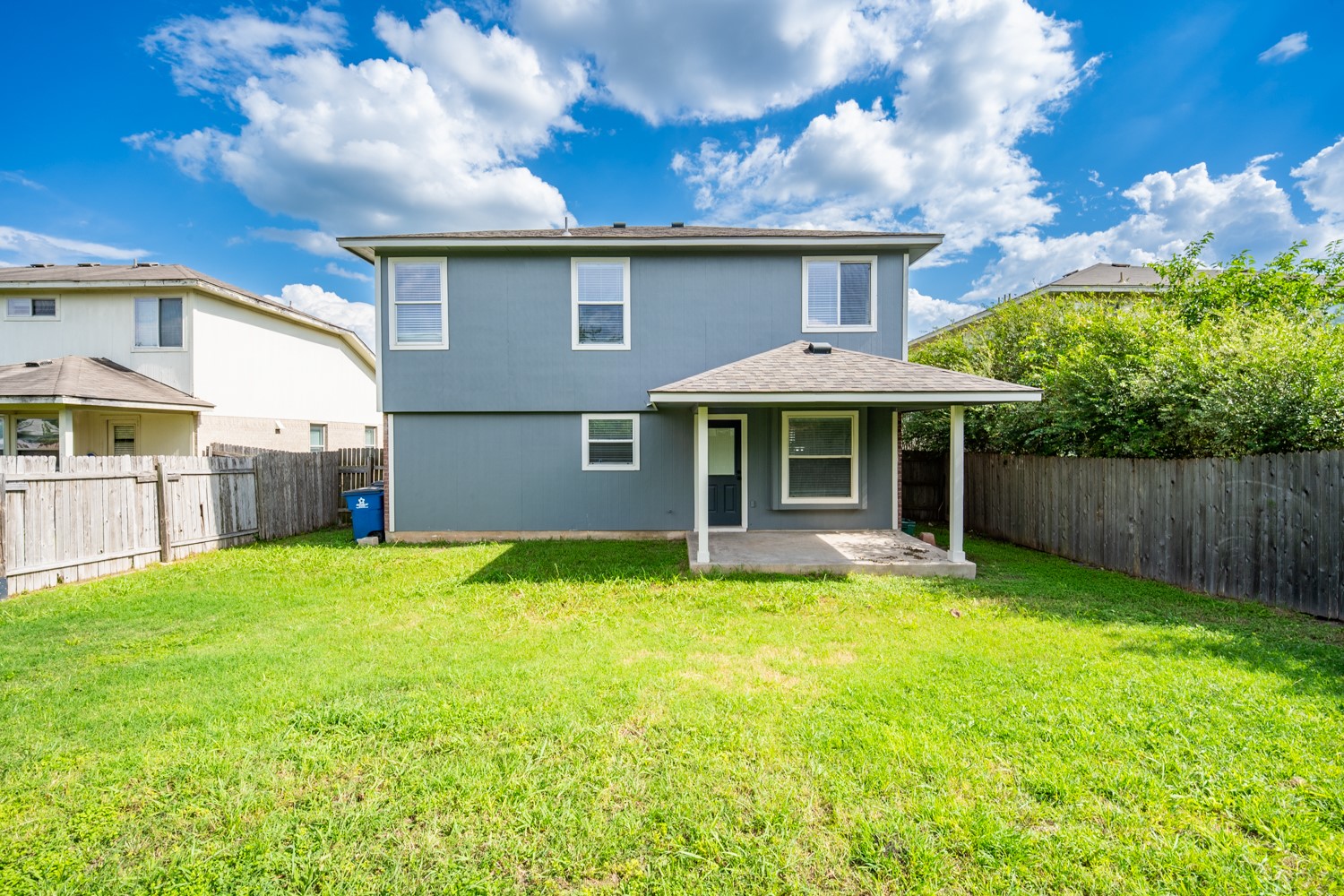 main property photo 23