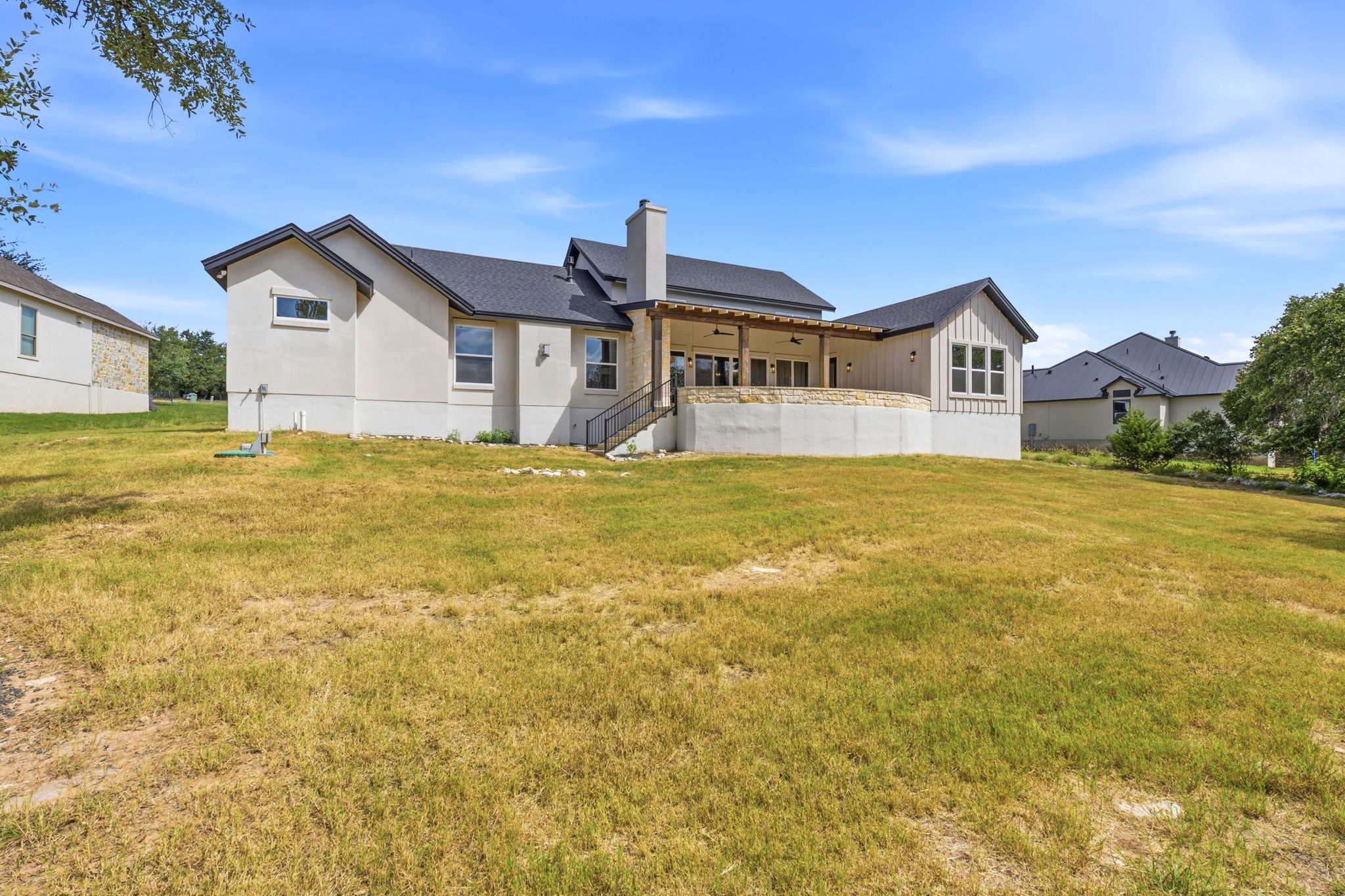 main property photo 36