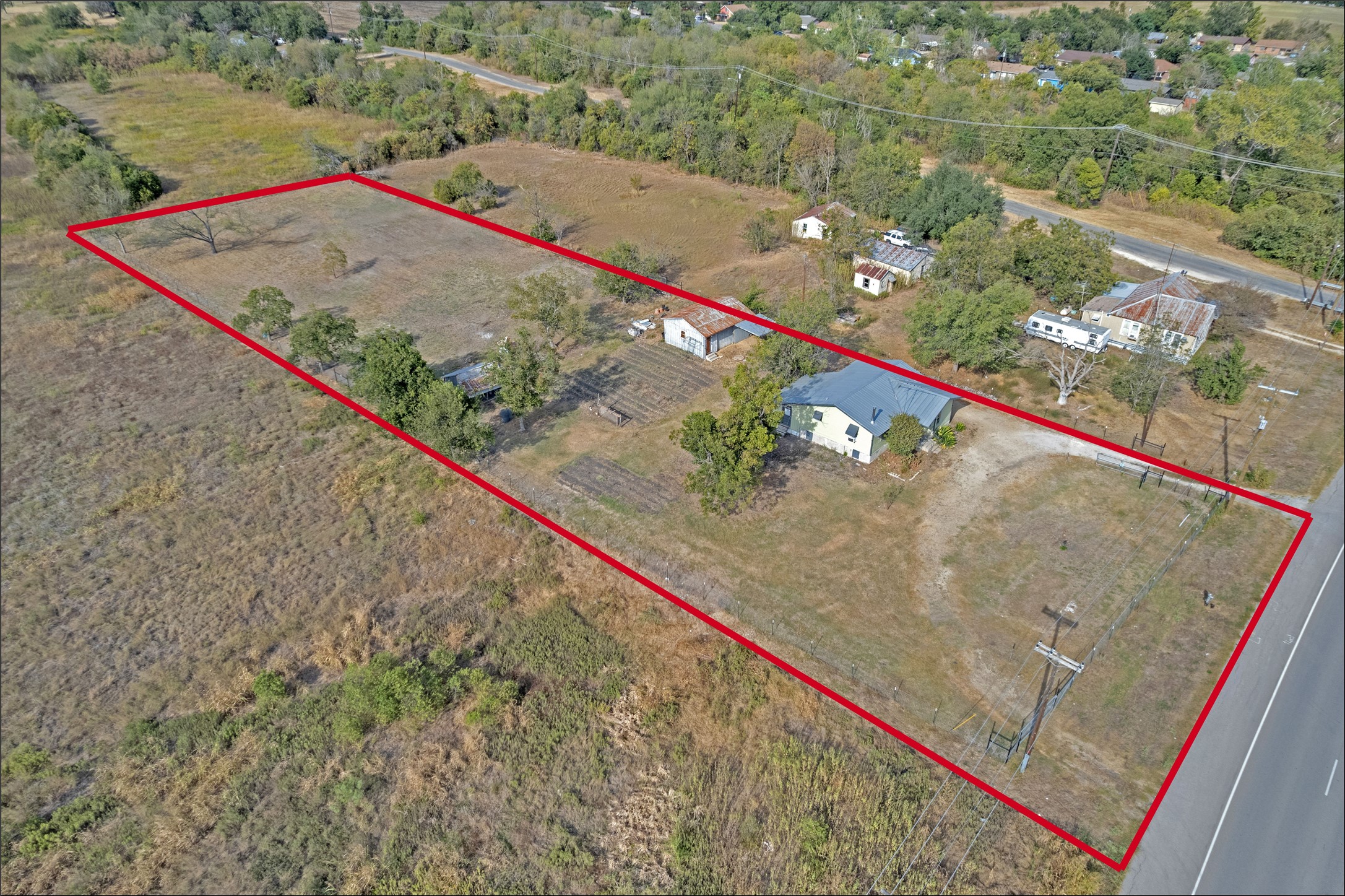 main property photo 17