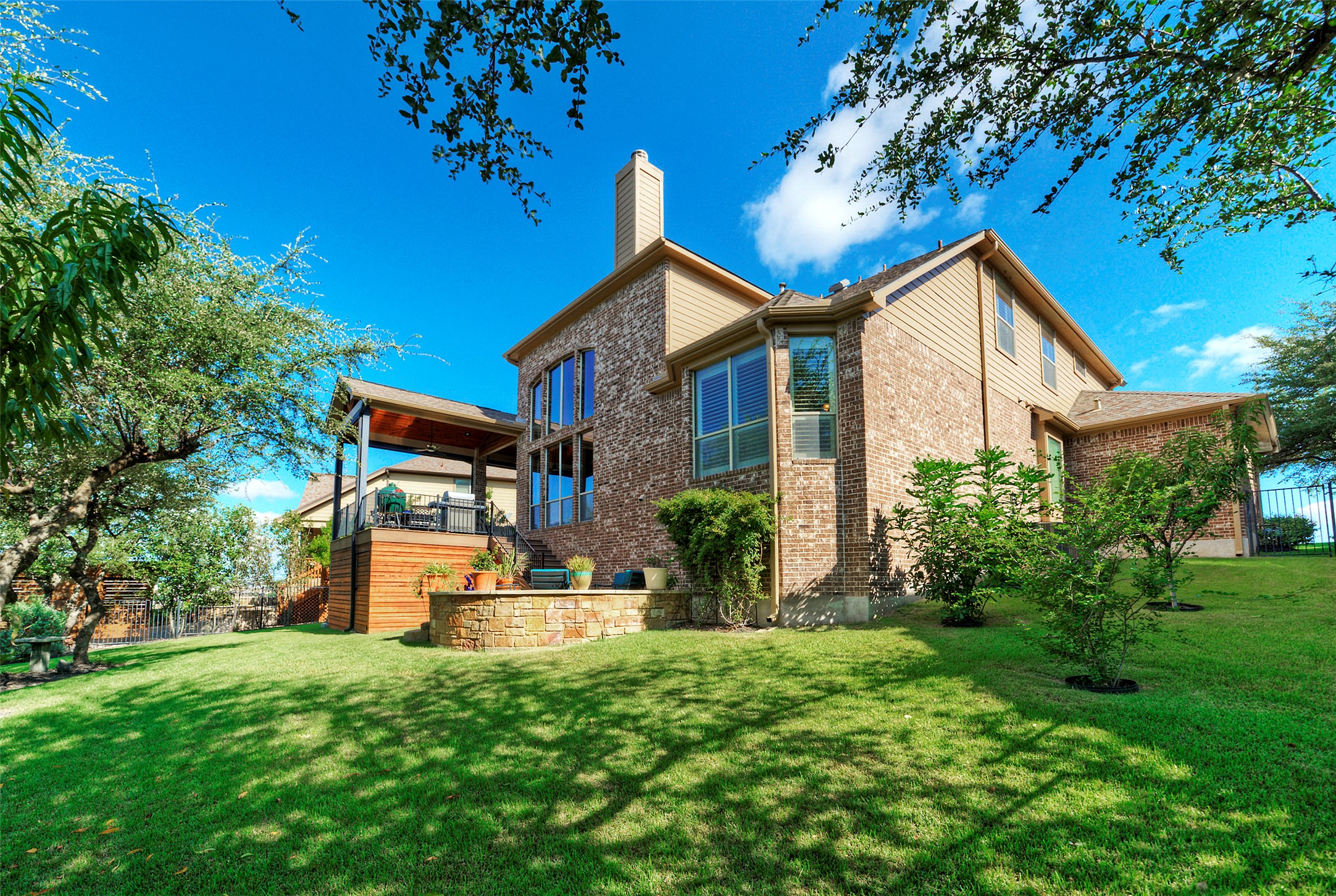 main property photo 36