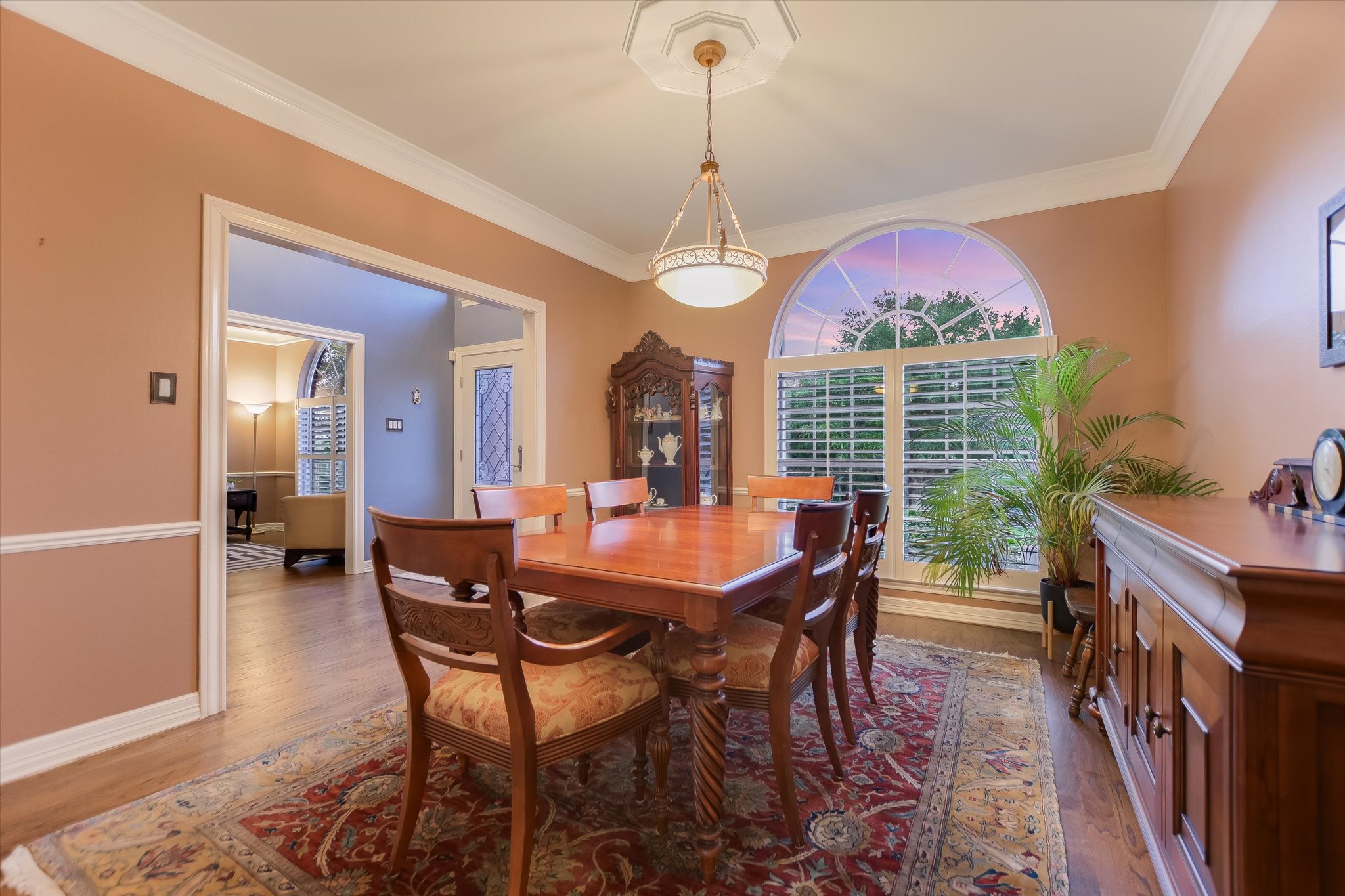 main property photo 6