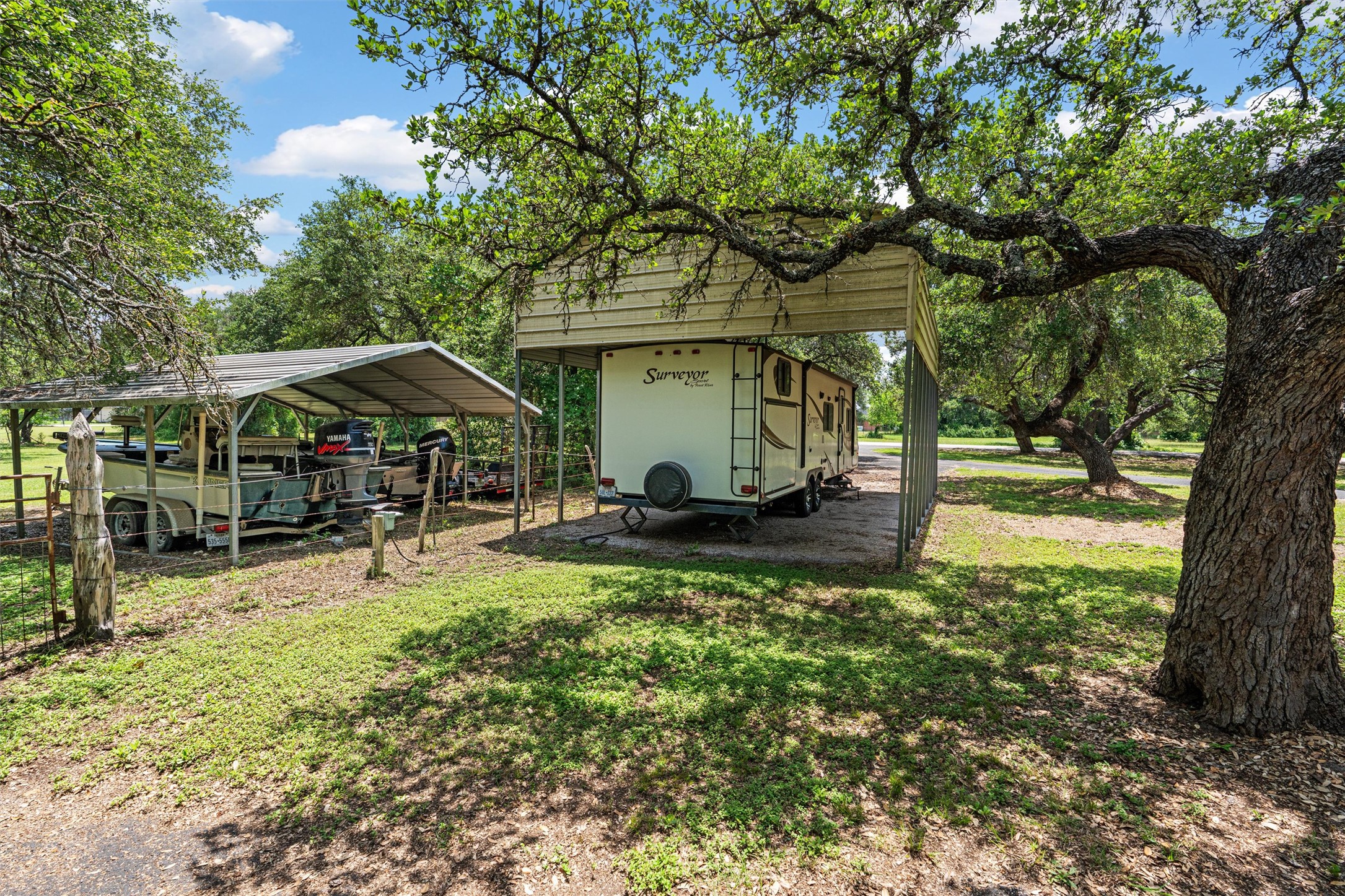 main property photo 31