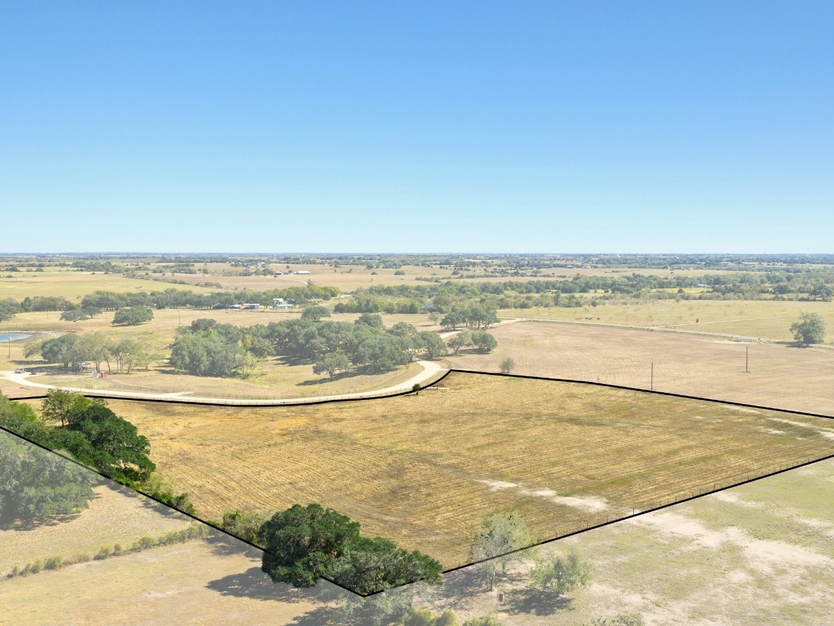 main property photo 9