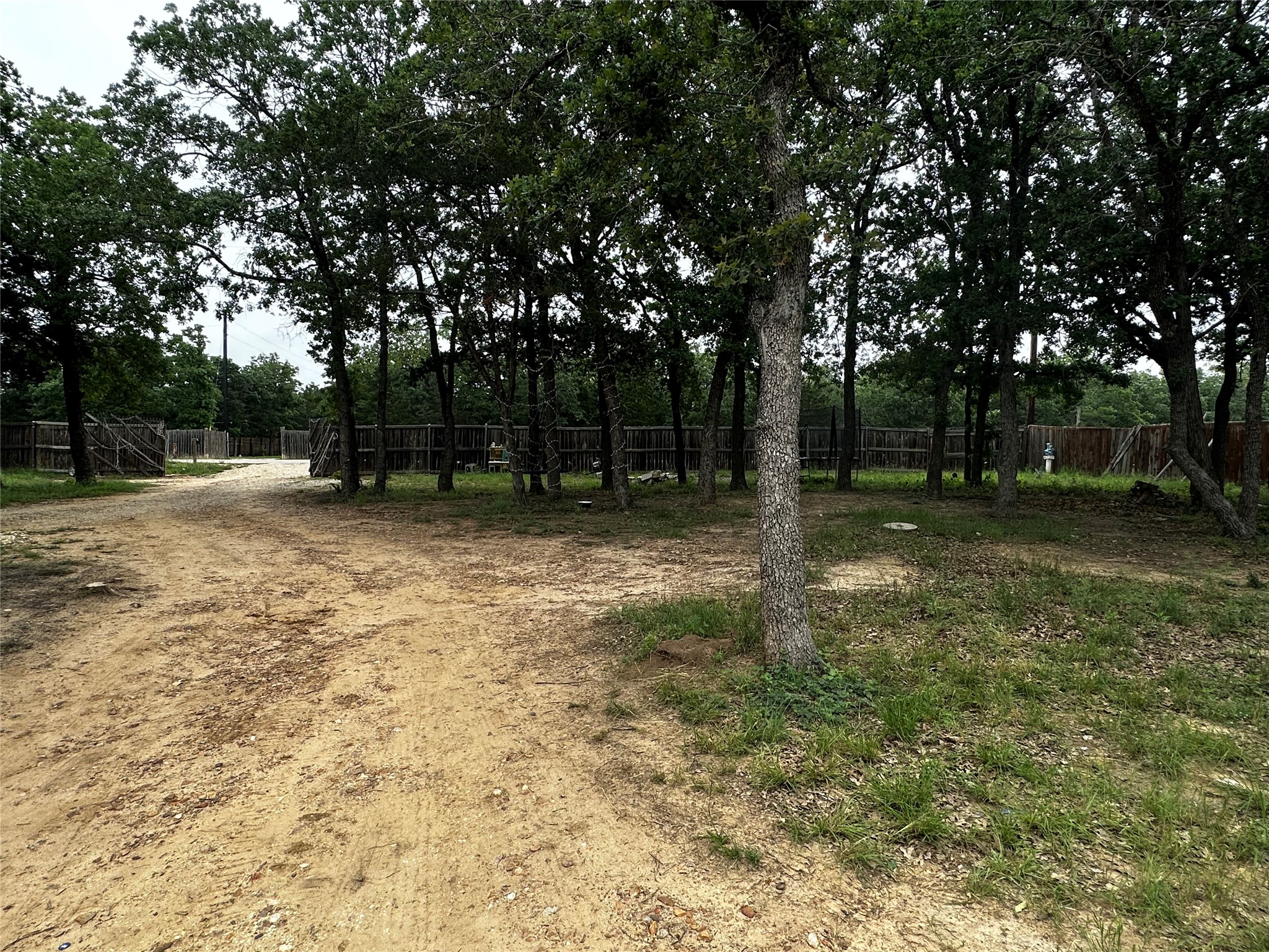 main property photo 16