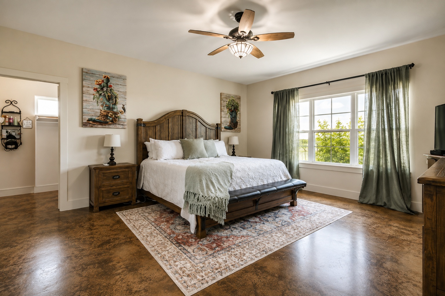 main property photo 17