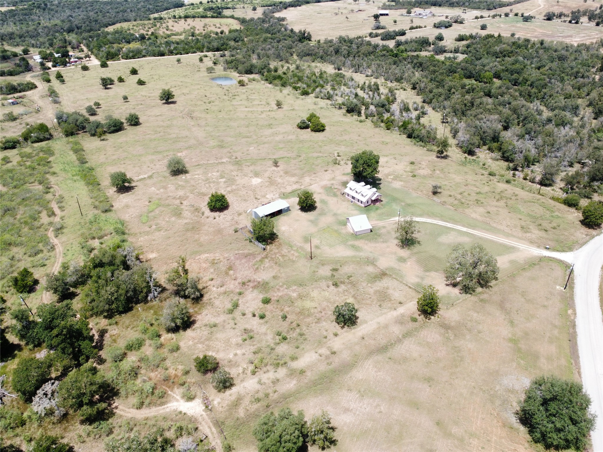 main property photo 6