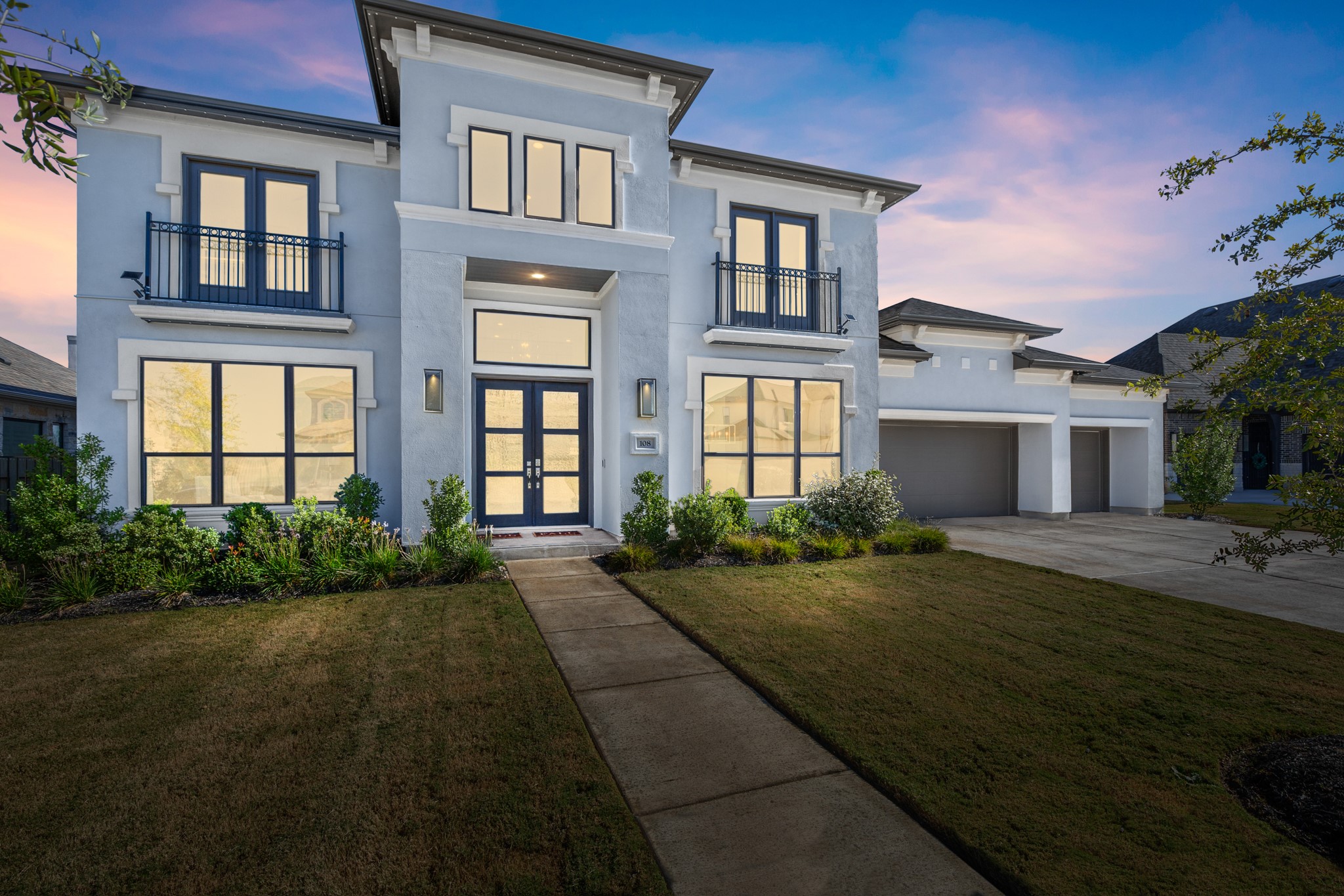 main property photo 11