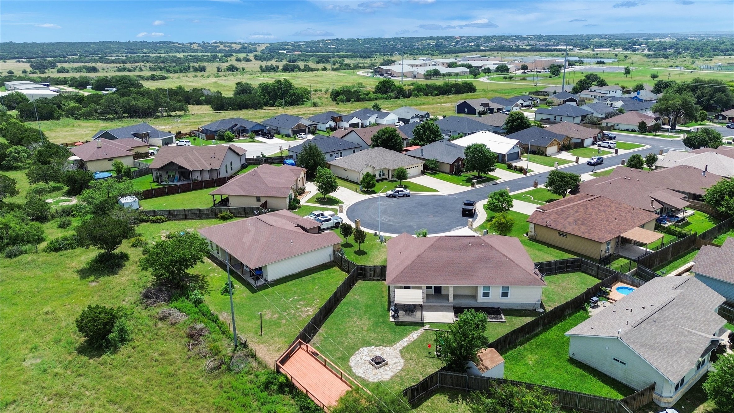 main property photo 39