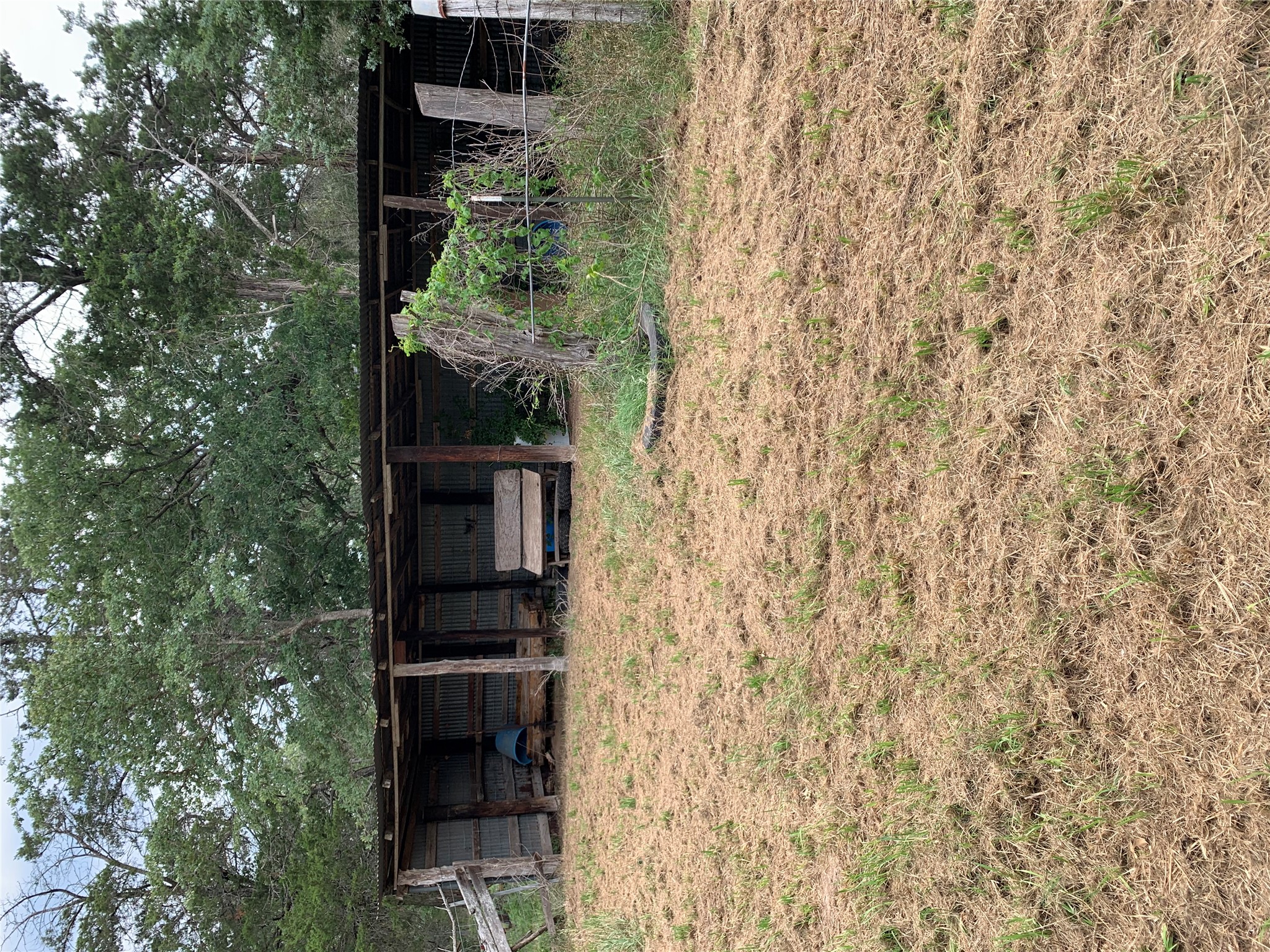 main property photo 11