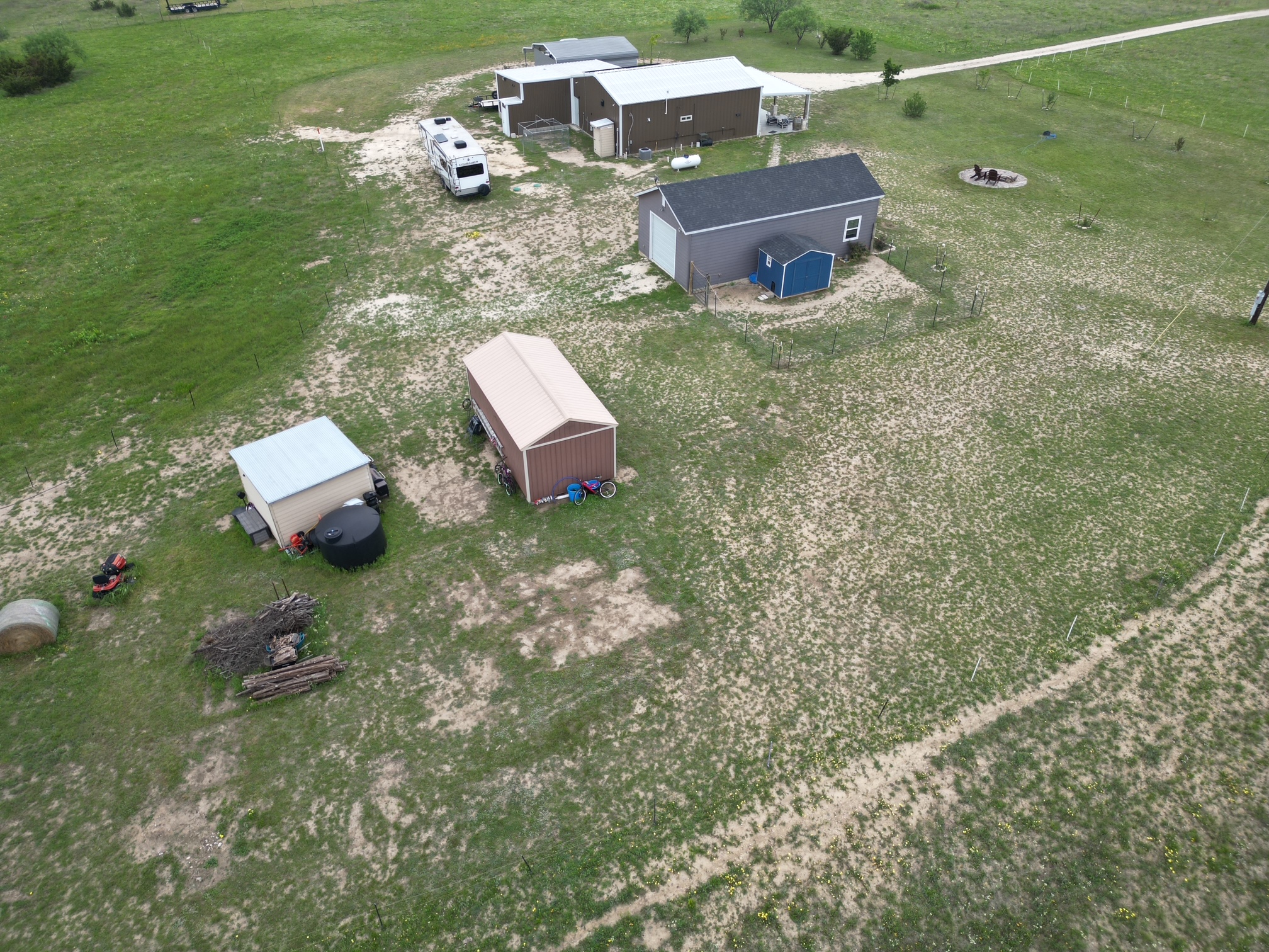 main property photo 25