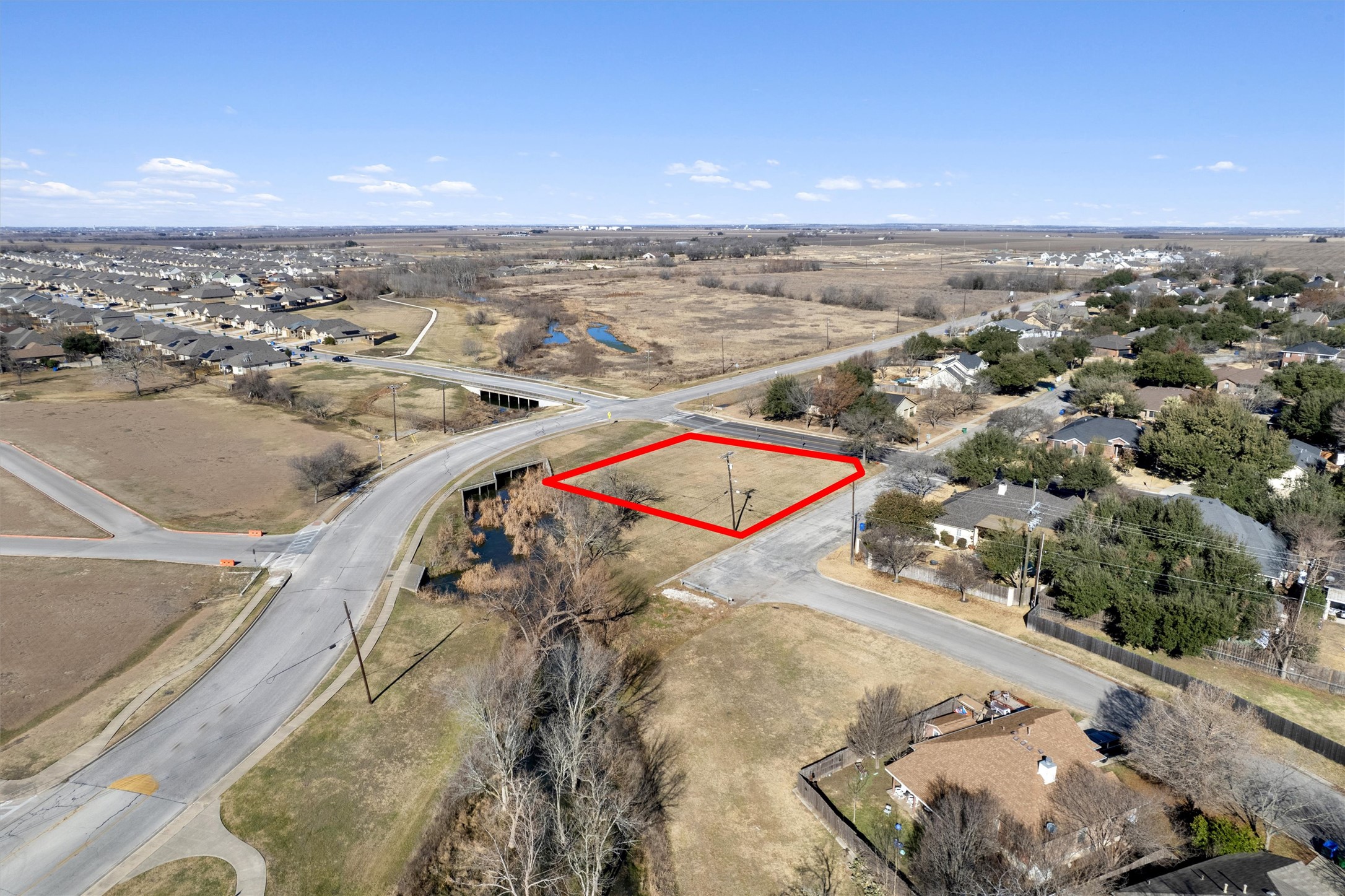 main property photo 14