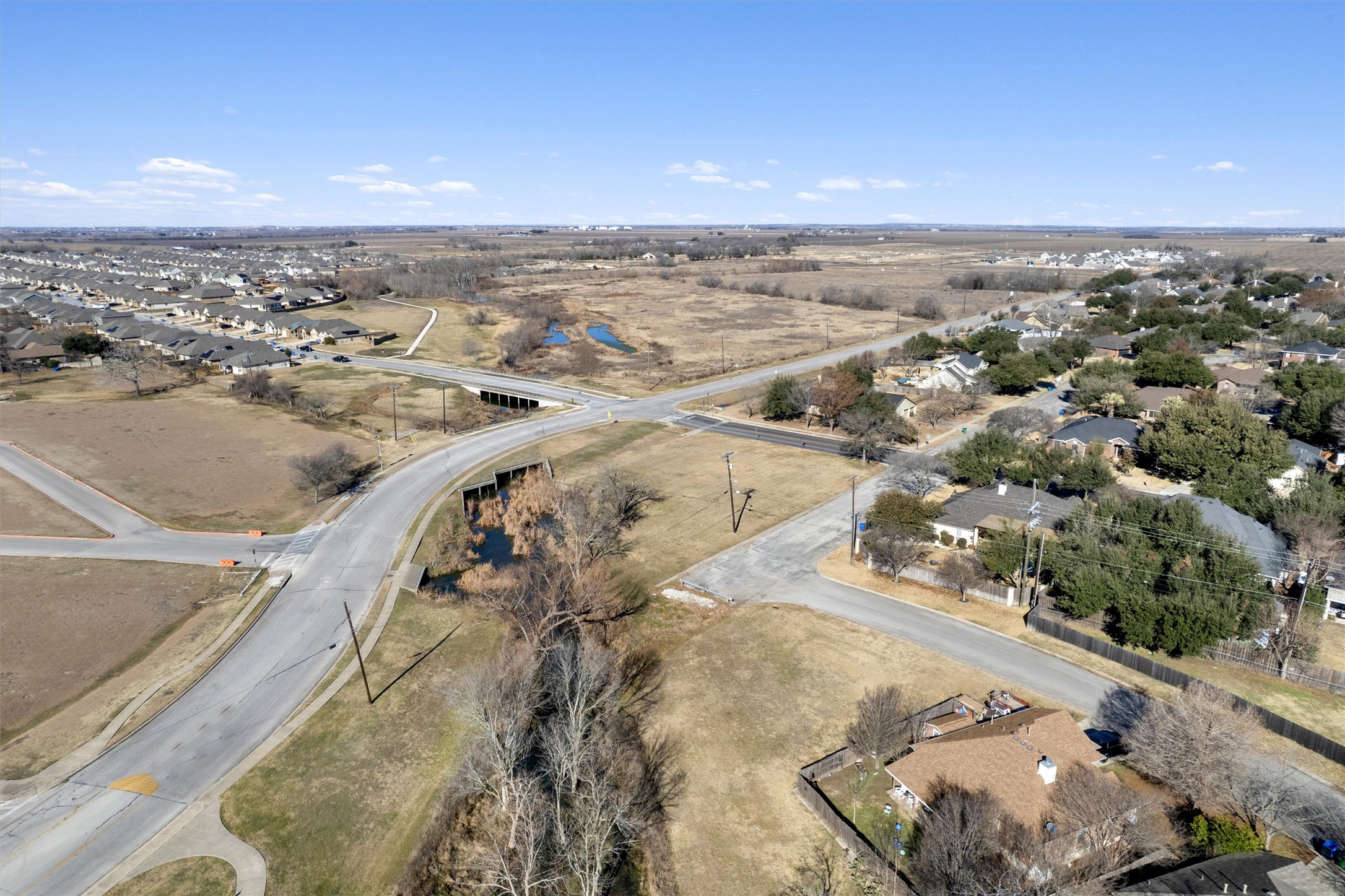 main property photo 15