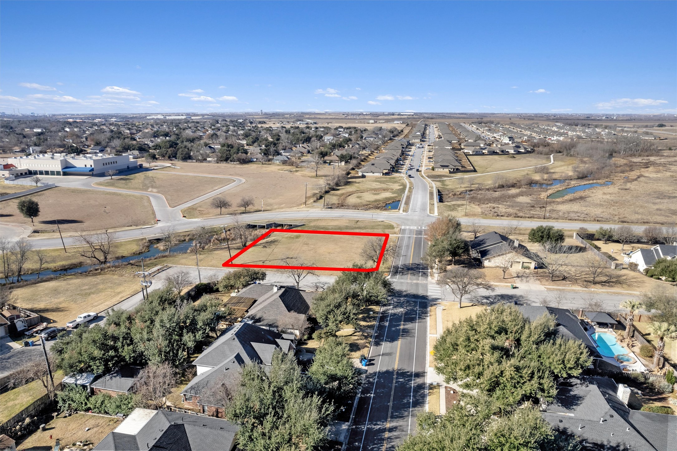 main property photo 2