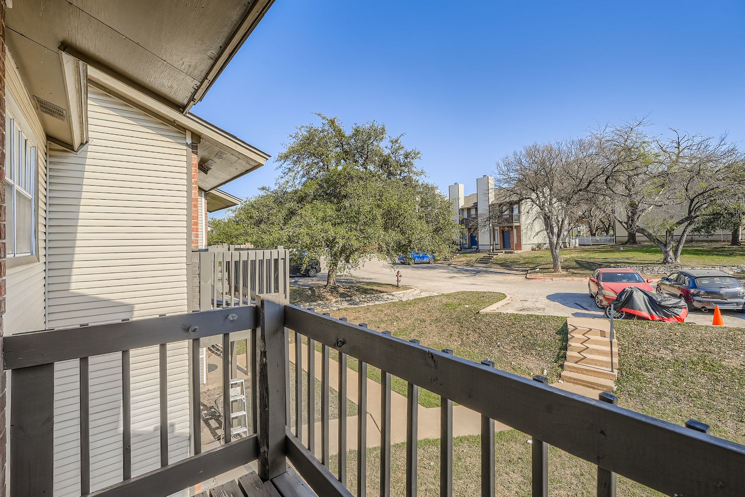 main property photo 24