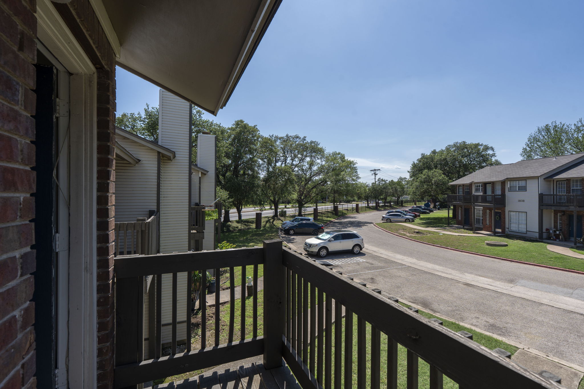 main property photo 24