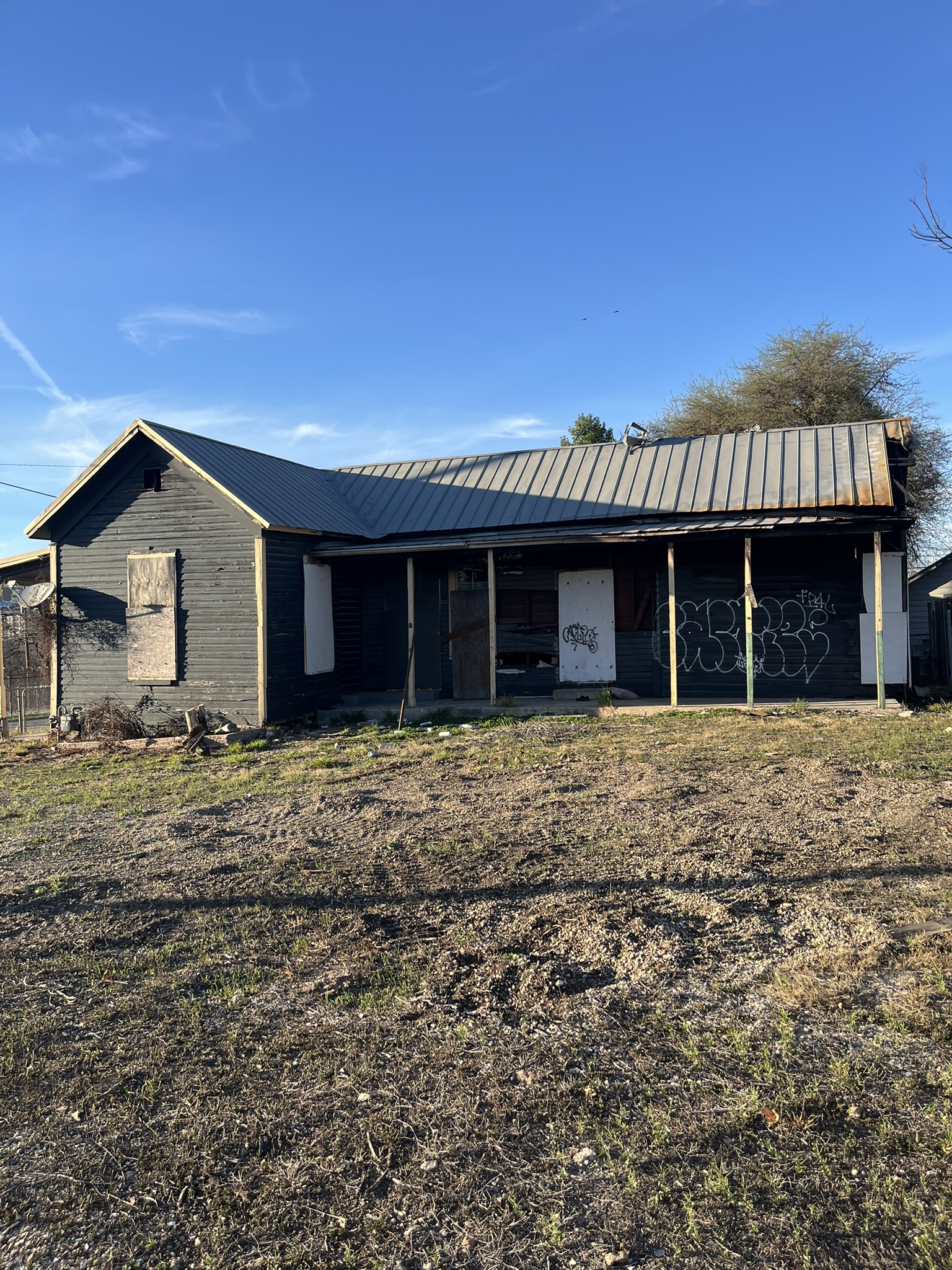 main property photo 2