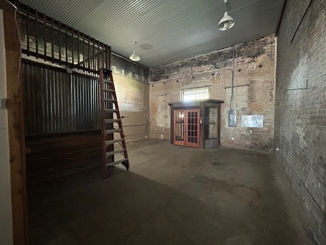 main property photo 10