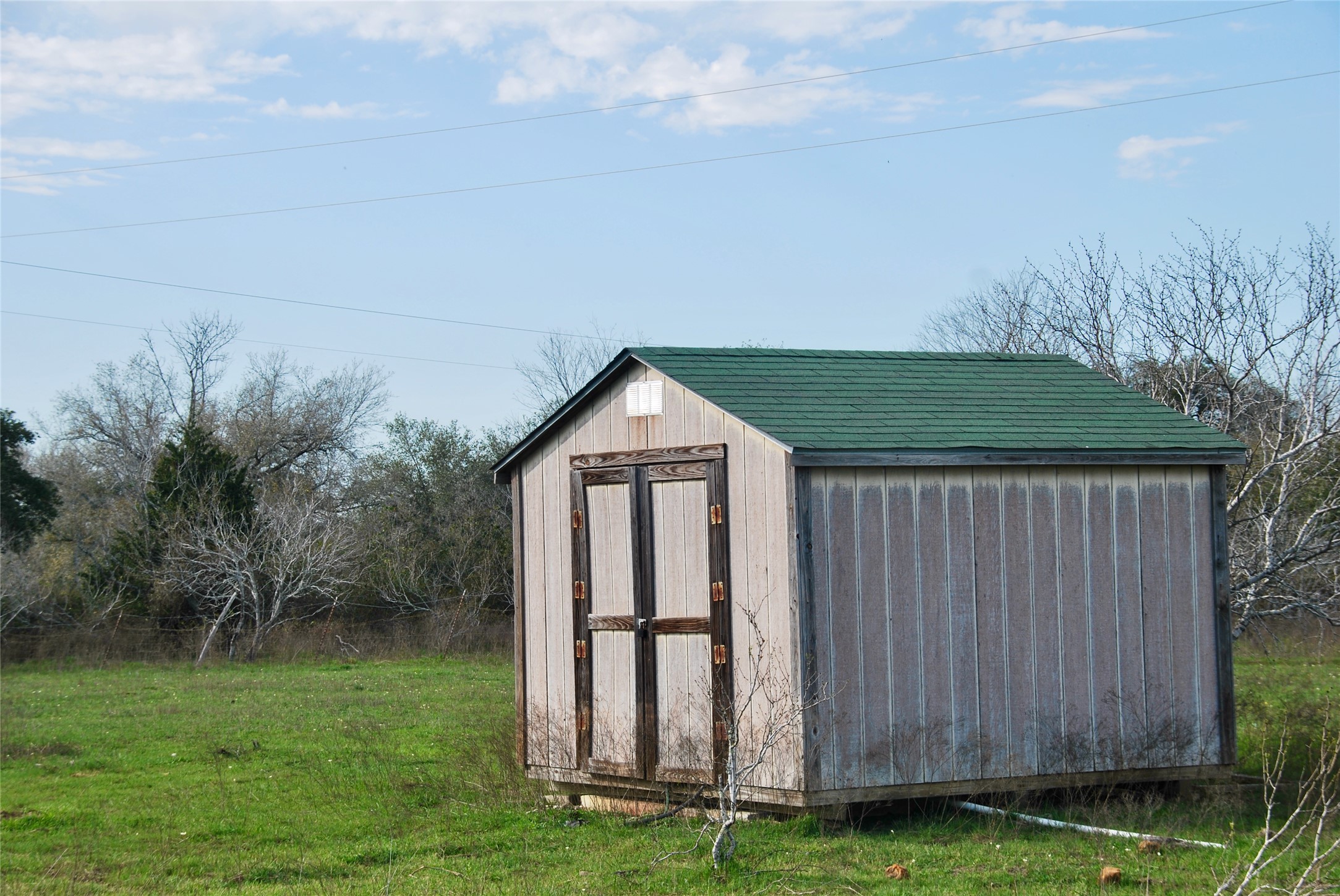 main property photo 9