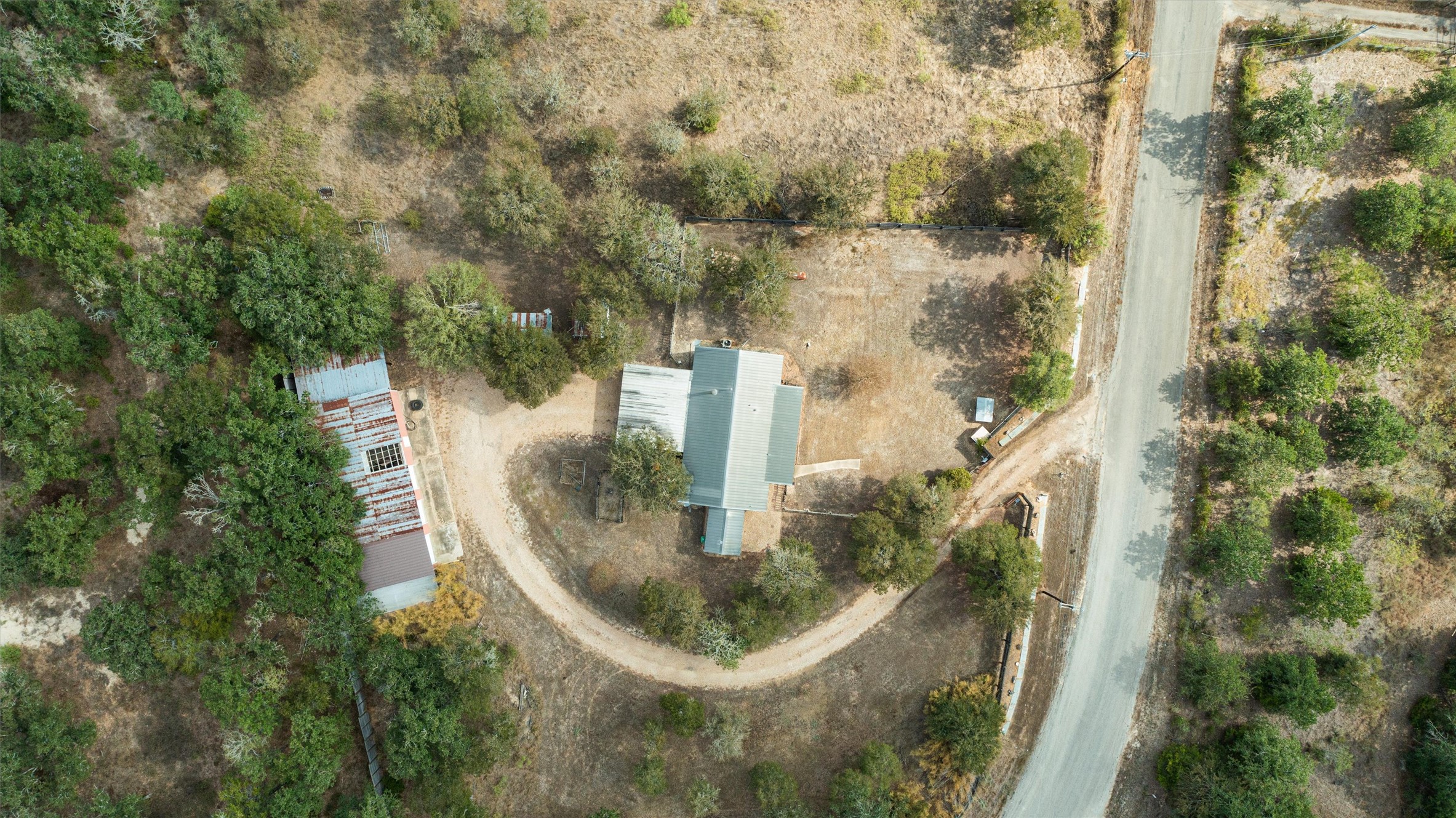 main property photo 27