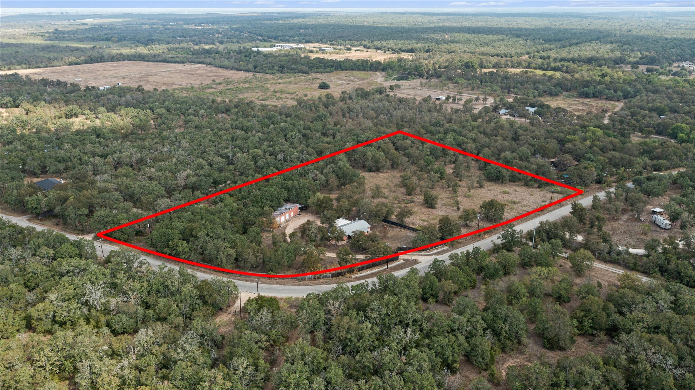 main property photo 3