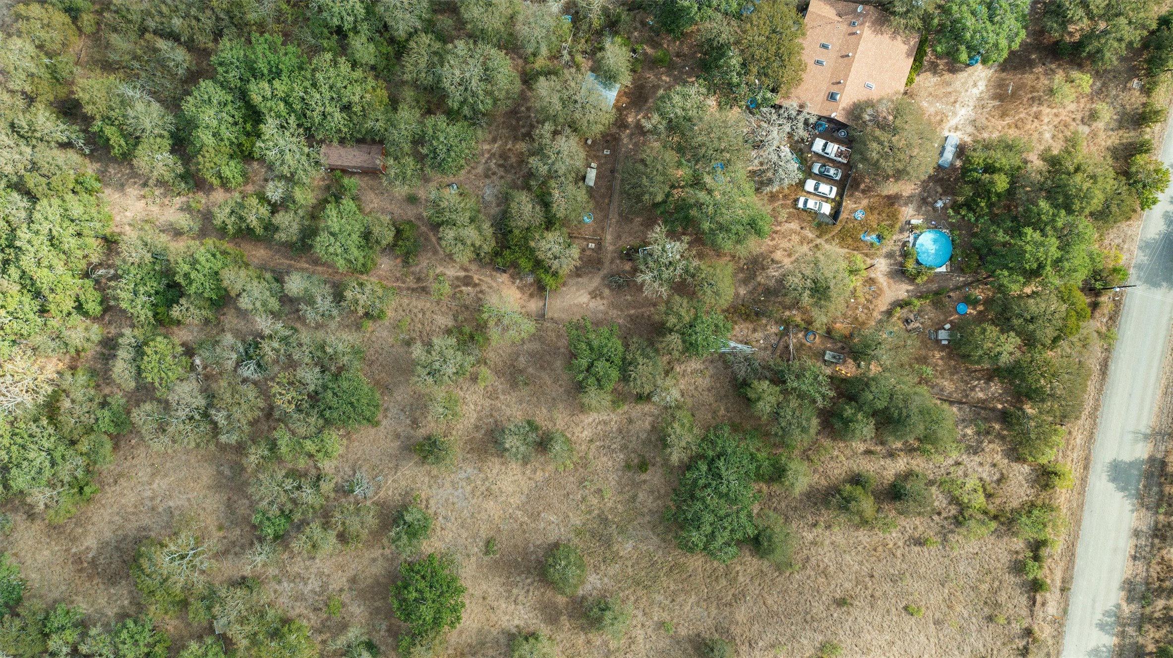 main property photo 30