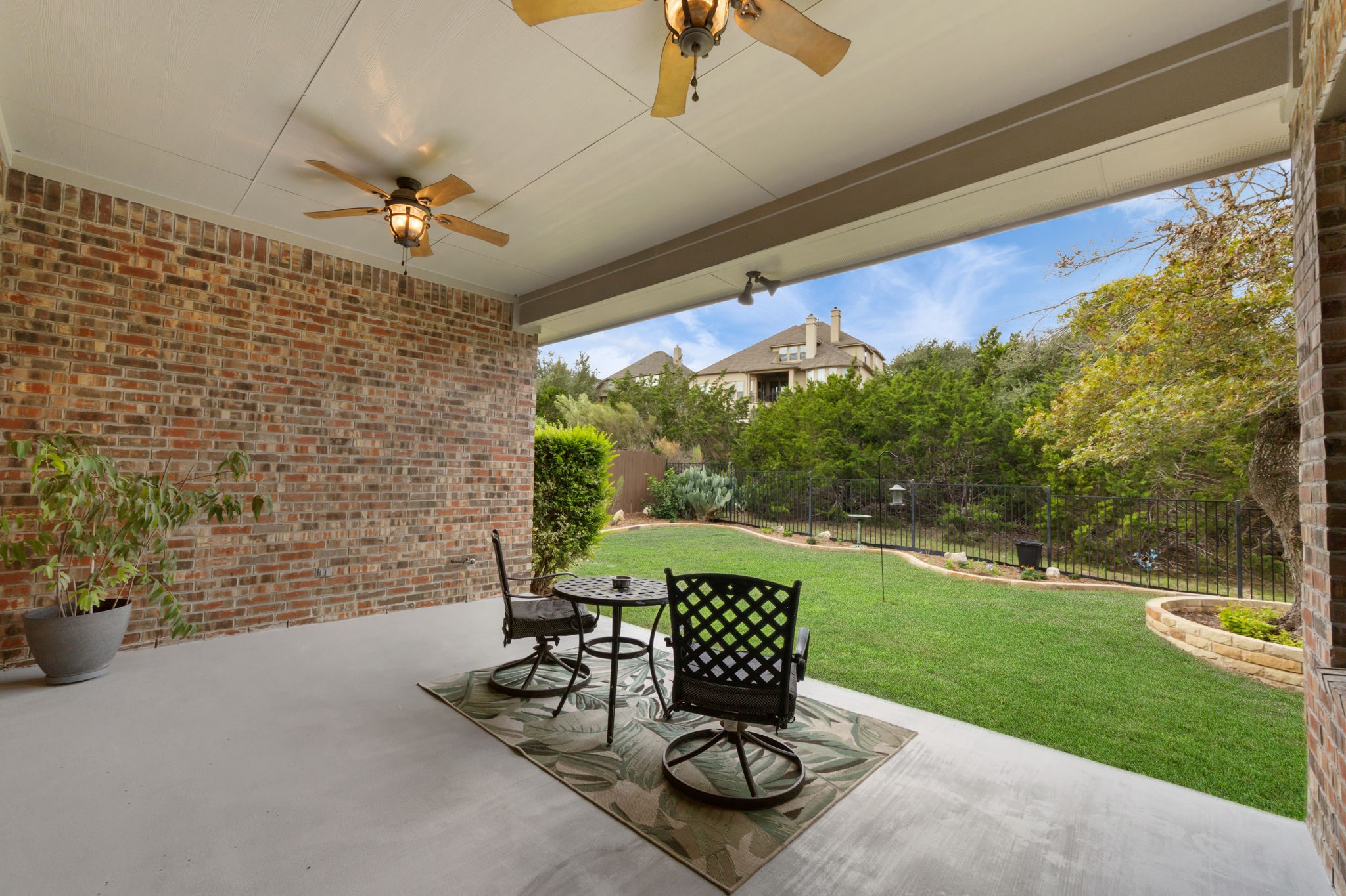 main property photo 29