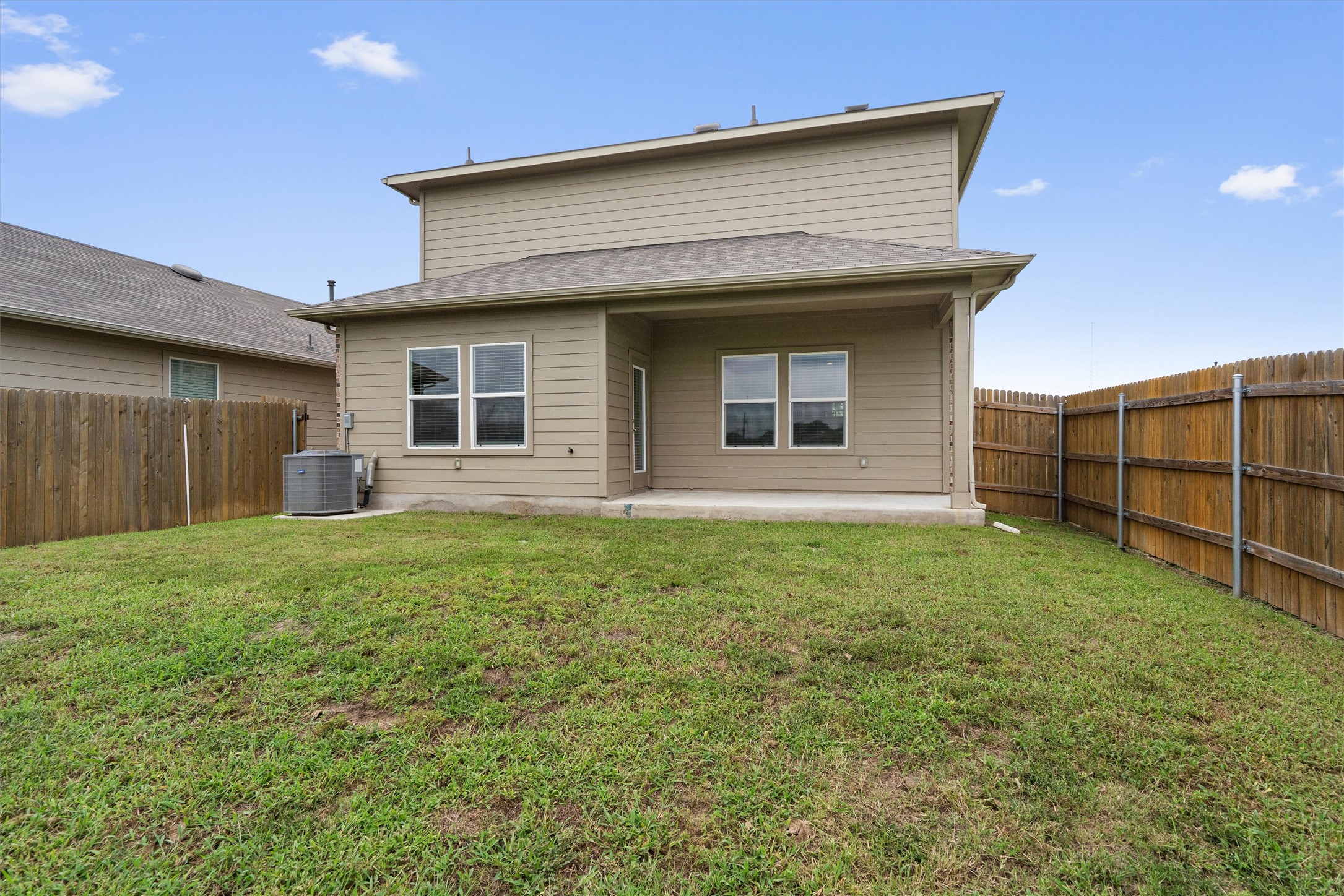 main property photo 26