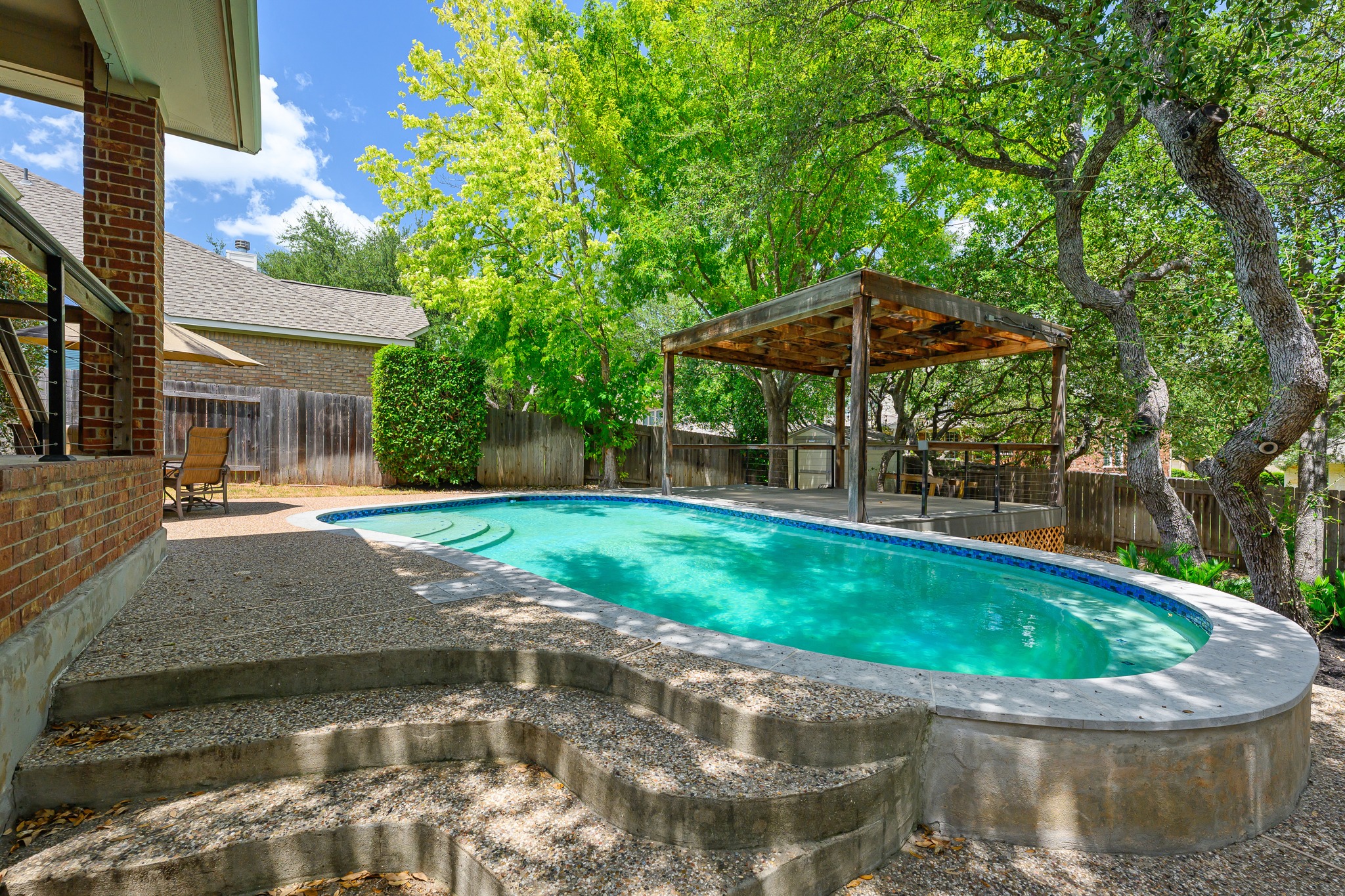 main property photo 27