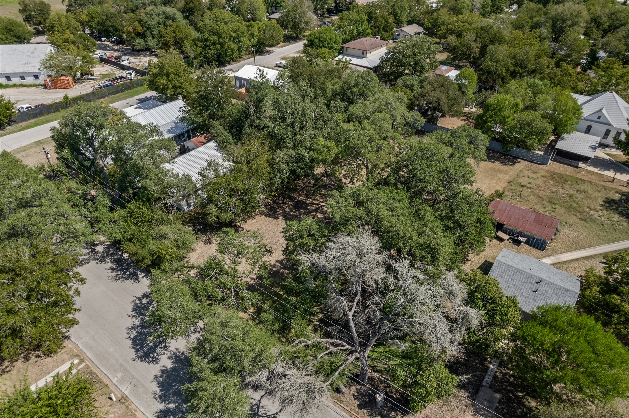 main property photo 8