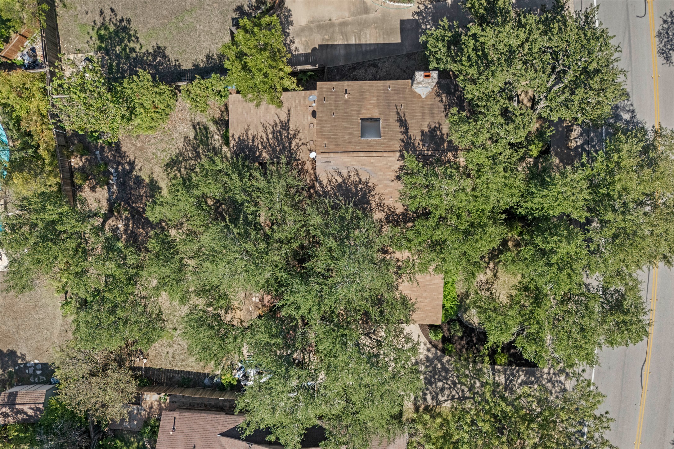main property photo 35