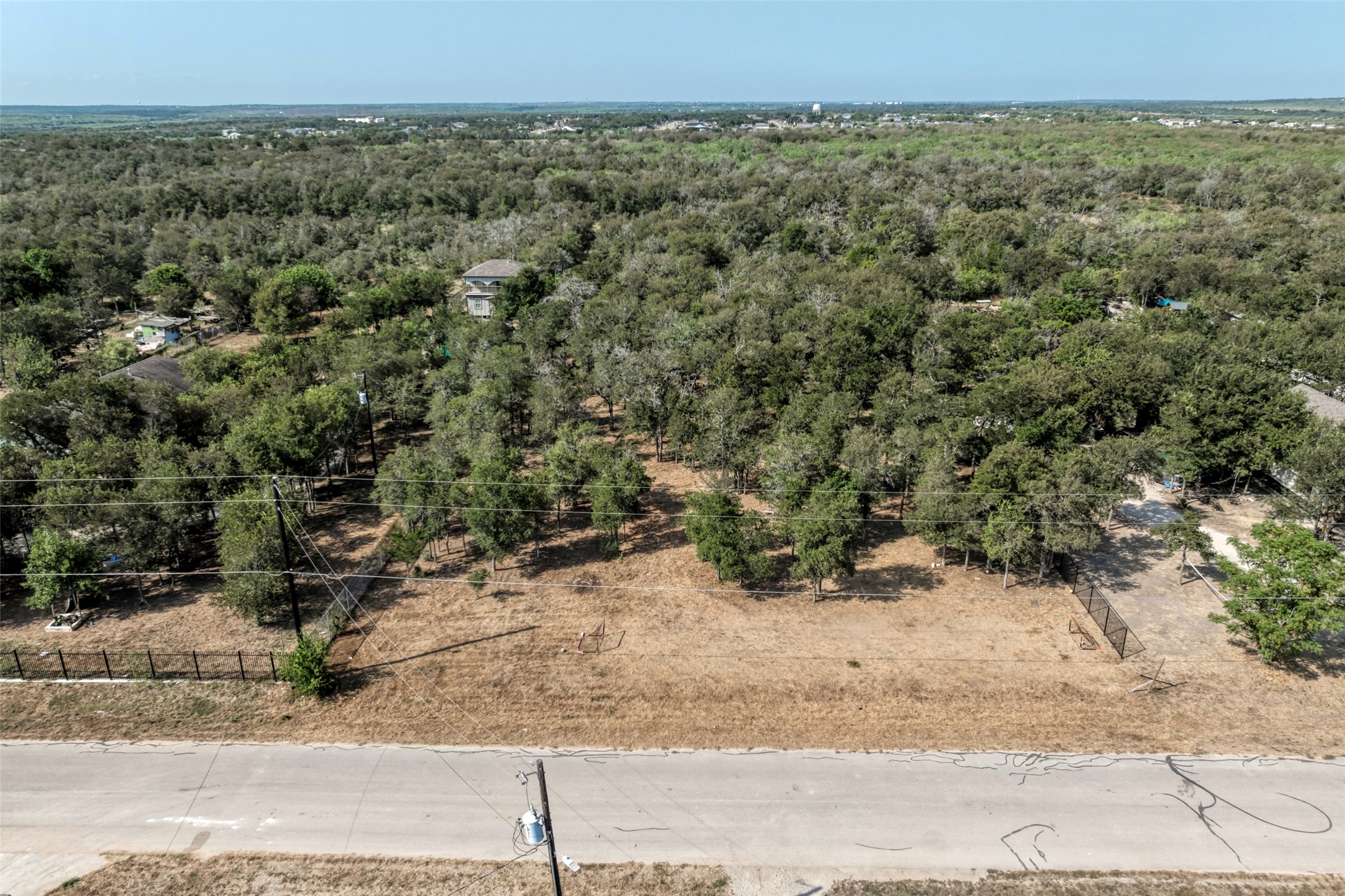 main property photo 3