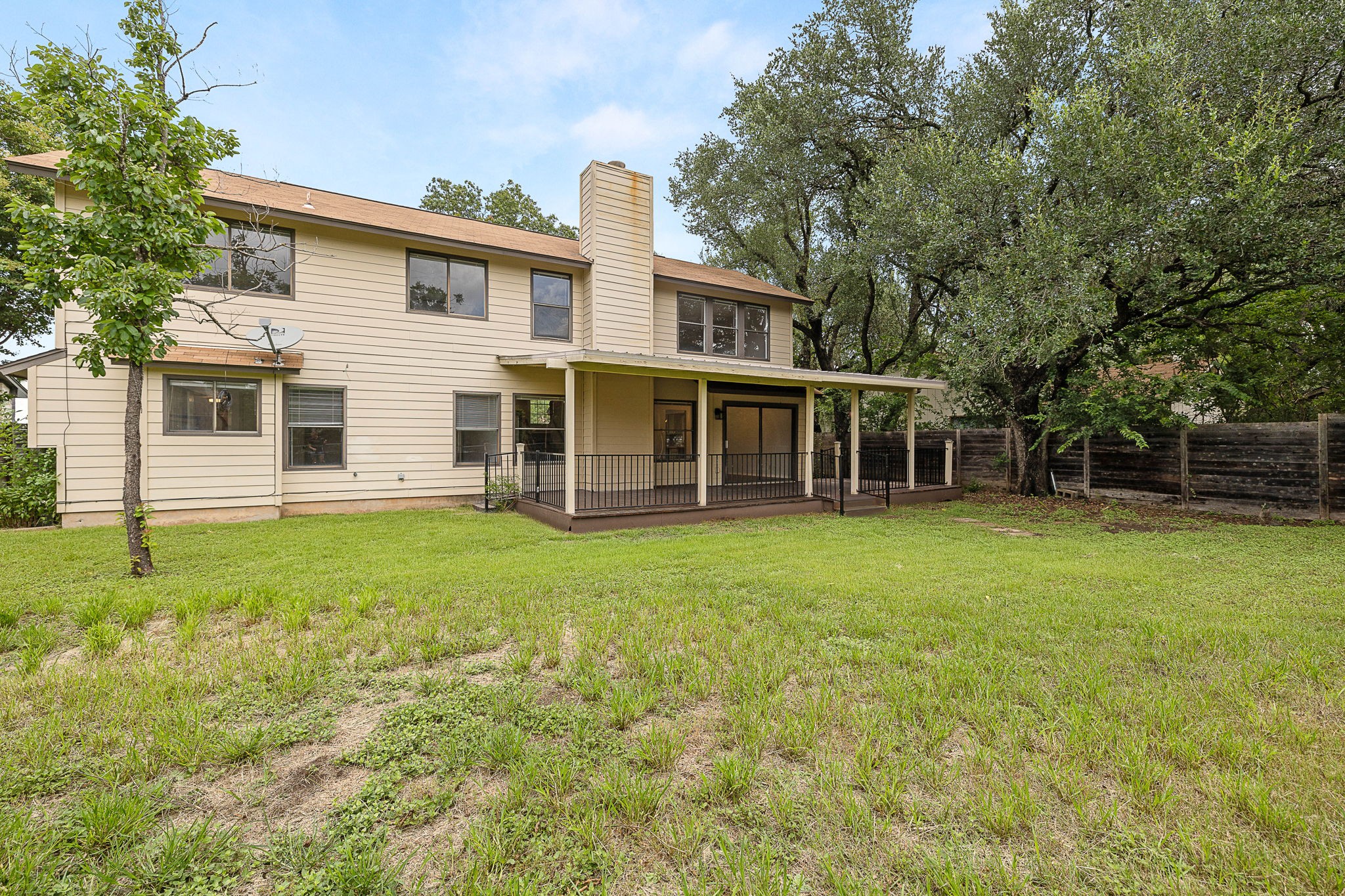 main property photo 36