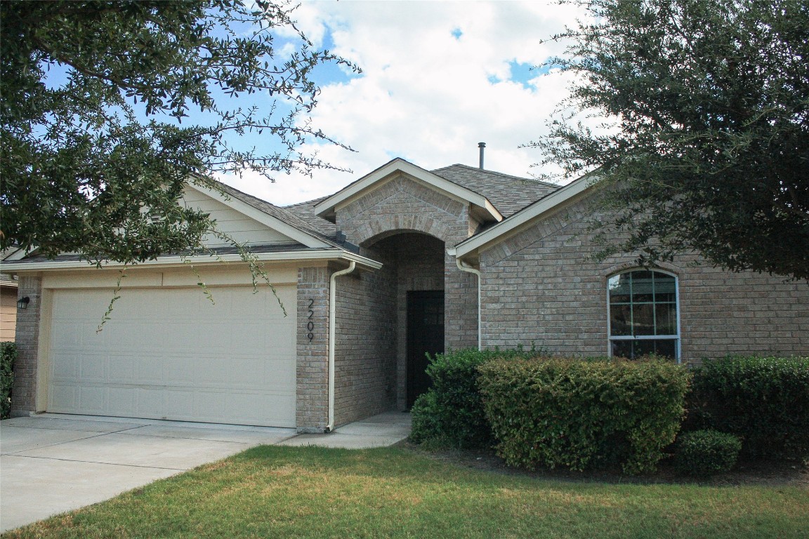 main property photo 0