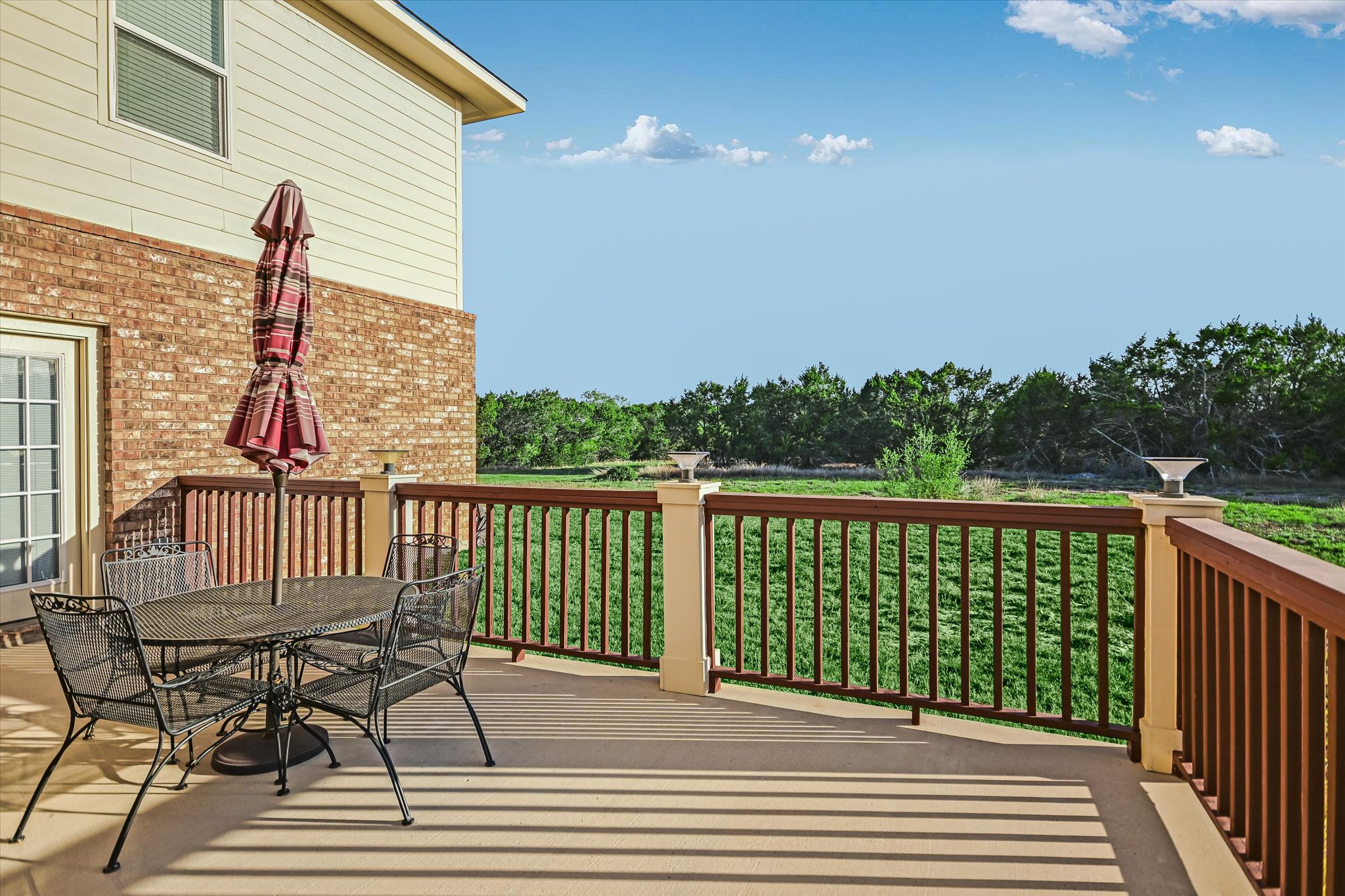 main property photo 27